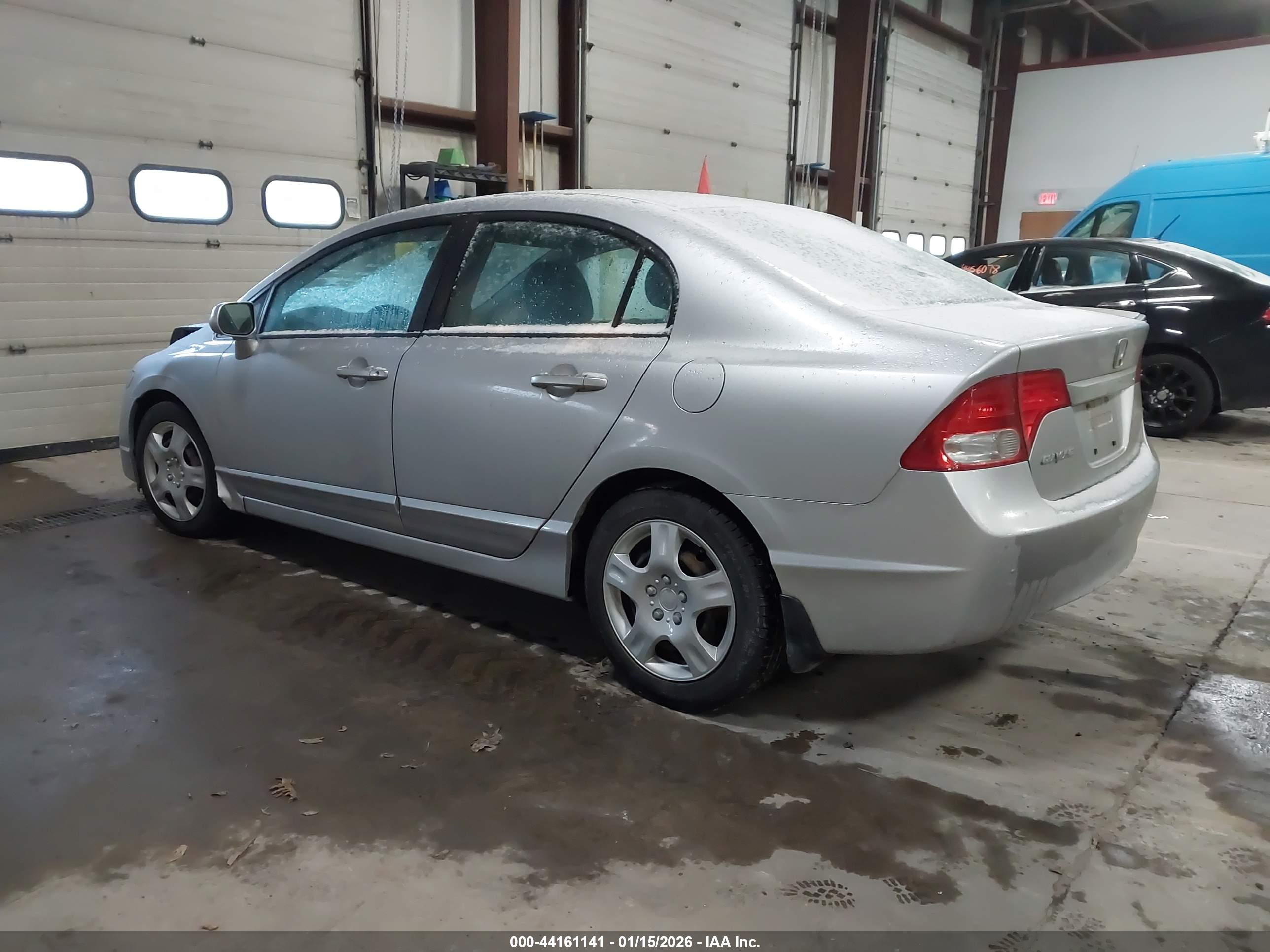 HONDA CIVIC image 3