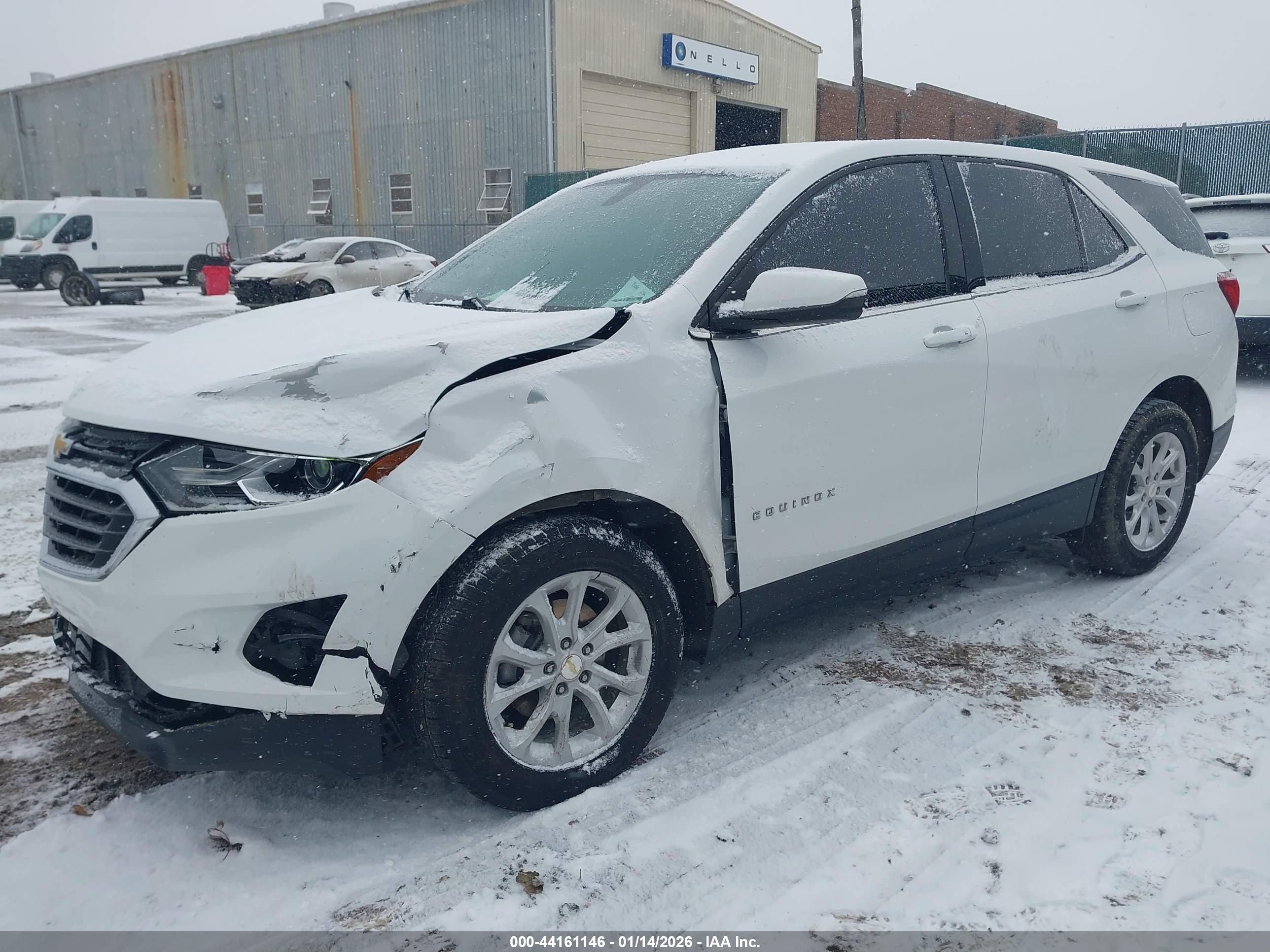 CHEVROLET EQUINOX image 2
