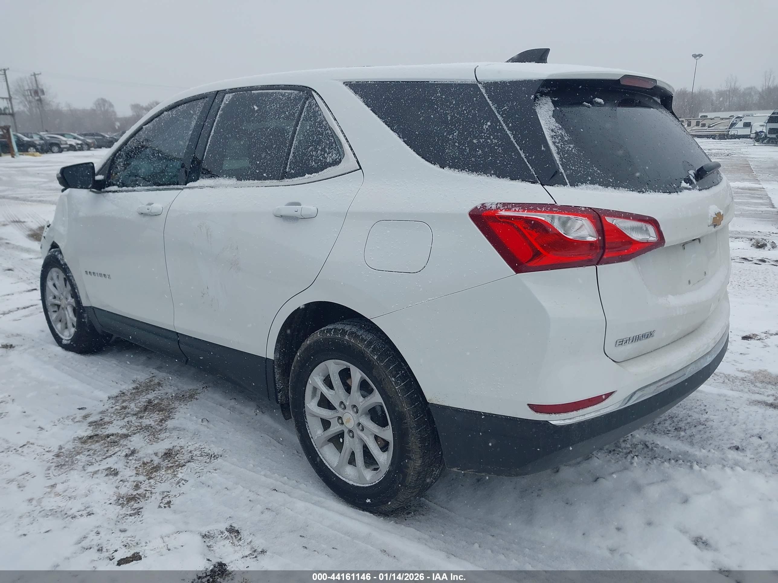 CHEVROLET EQUINOX image 3