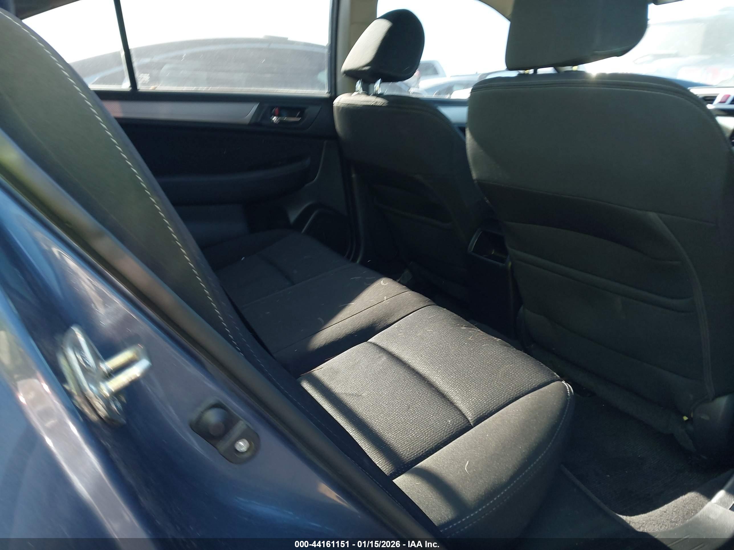SUBARU LEGACY image 8