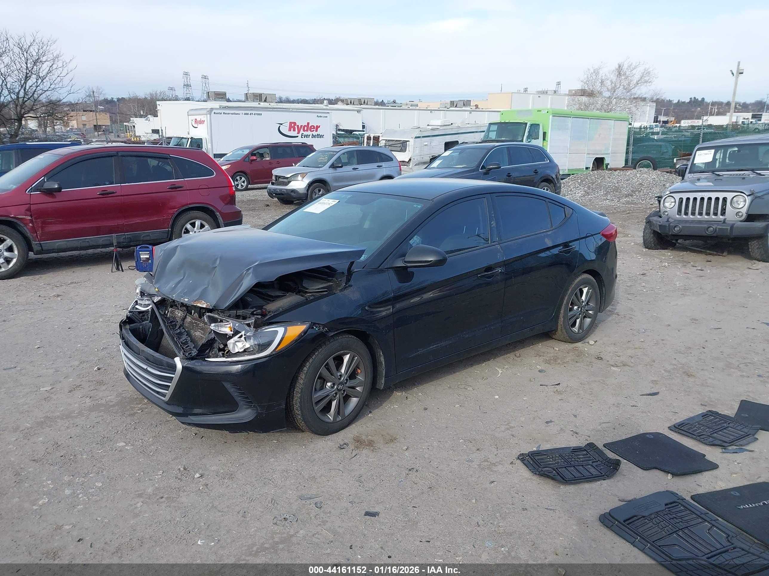 HYUNDAI ELANTRA image 2