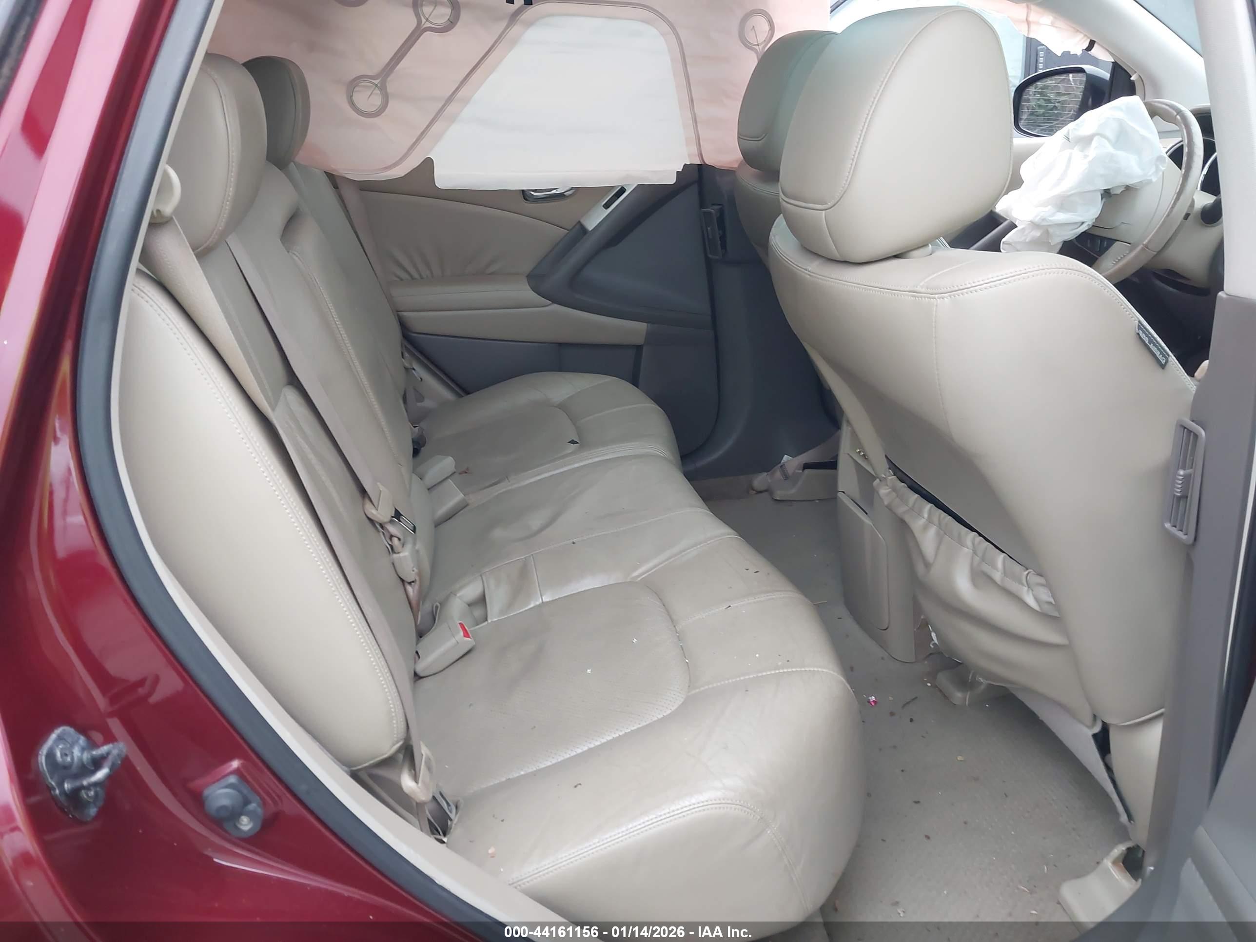 NISSAN MURANO image 8