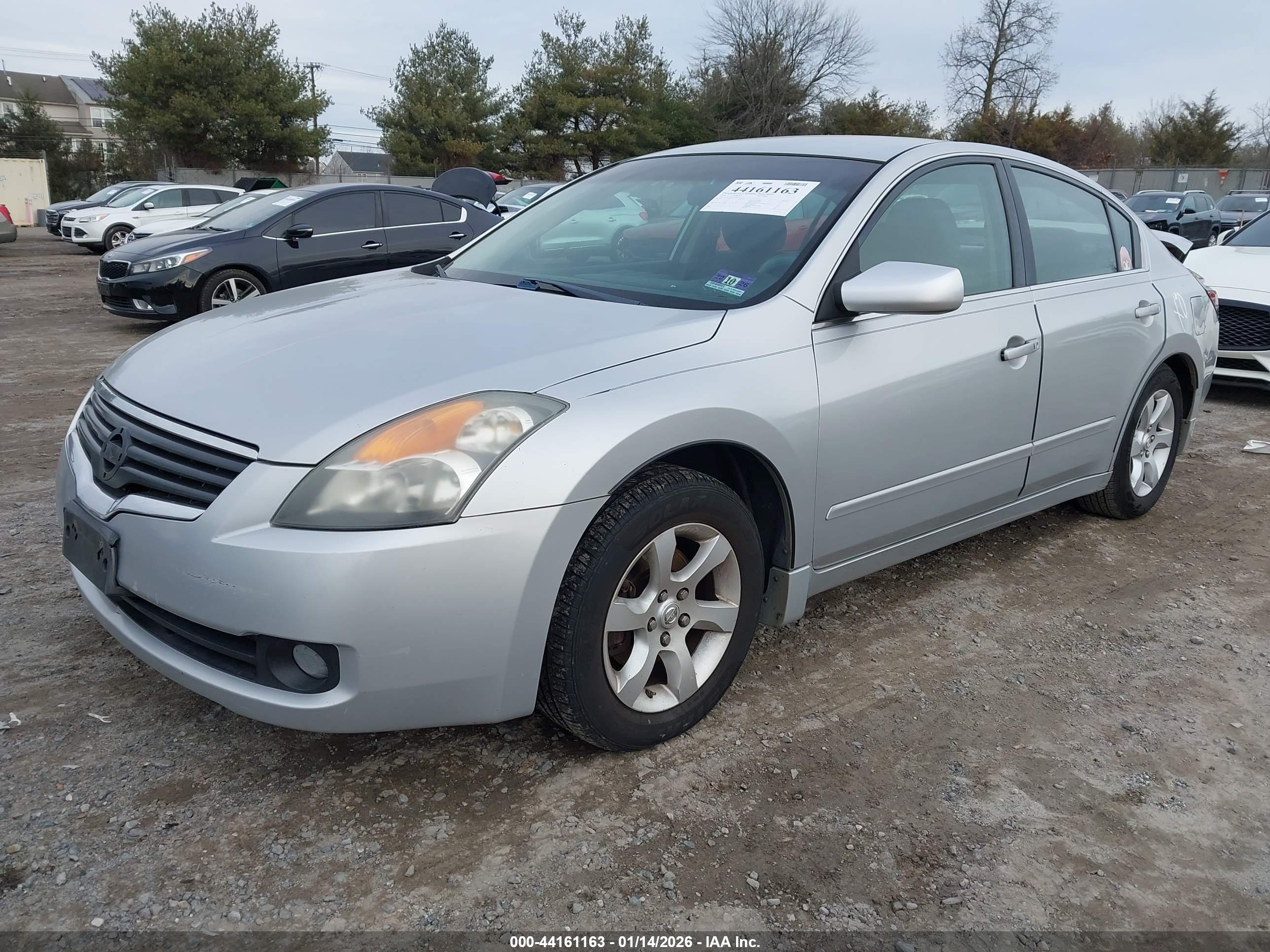 NISSAN ALTIMA image 2
