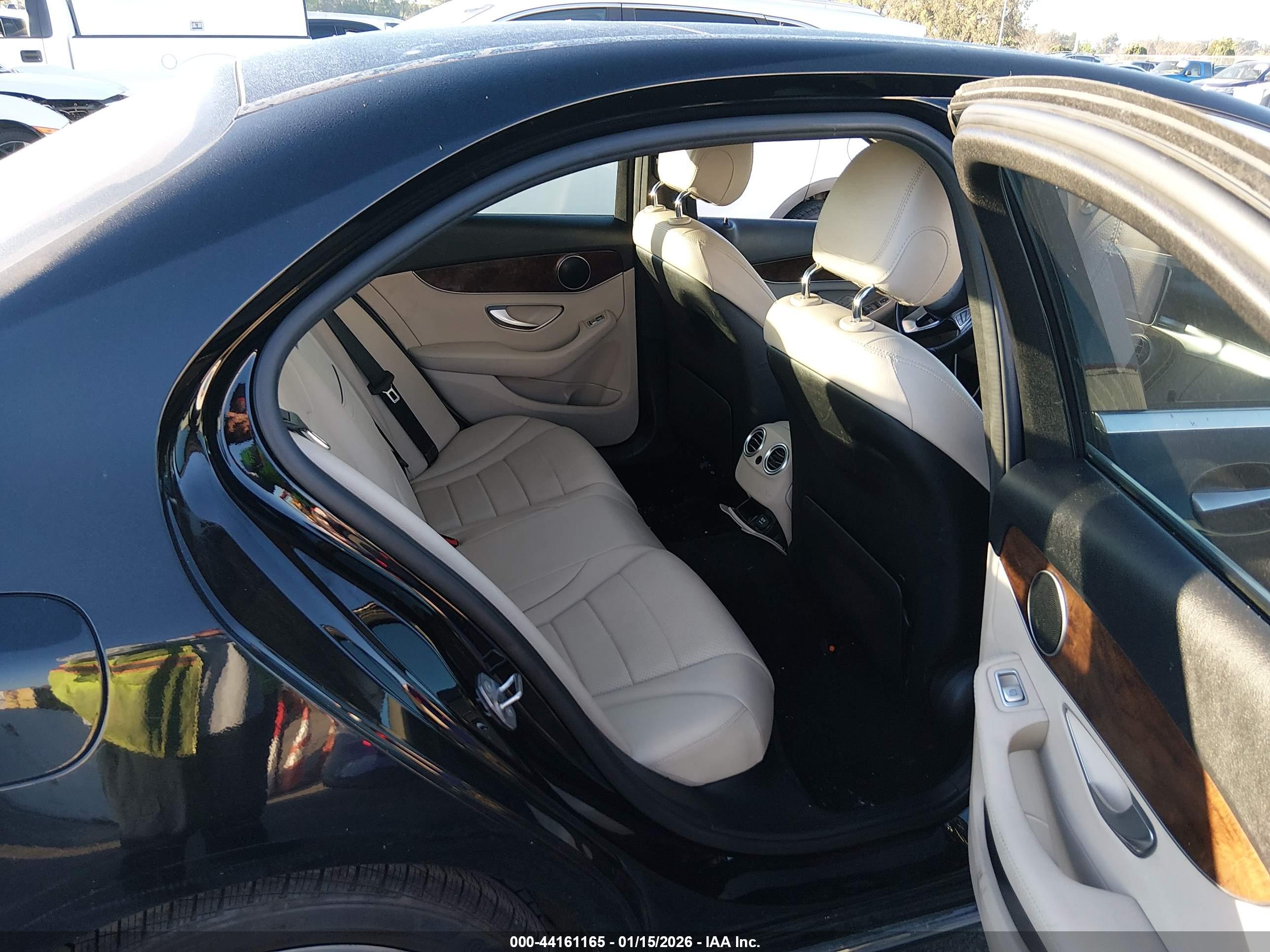MERCEDES-BENZ C image 8