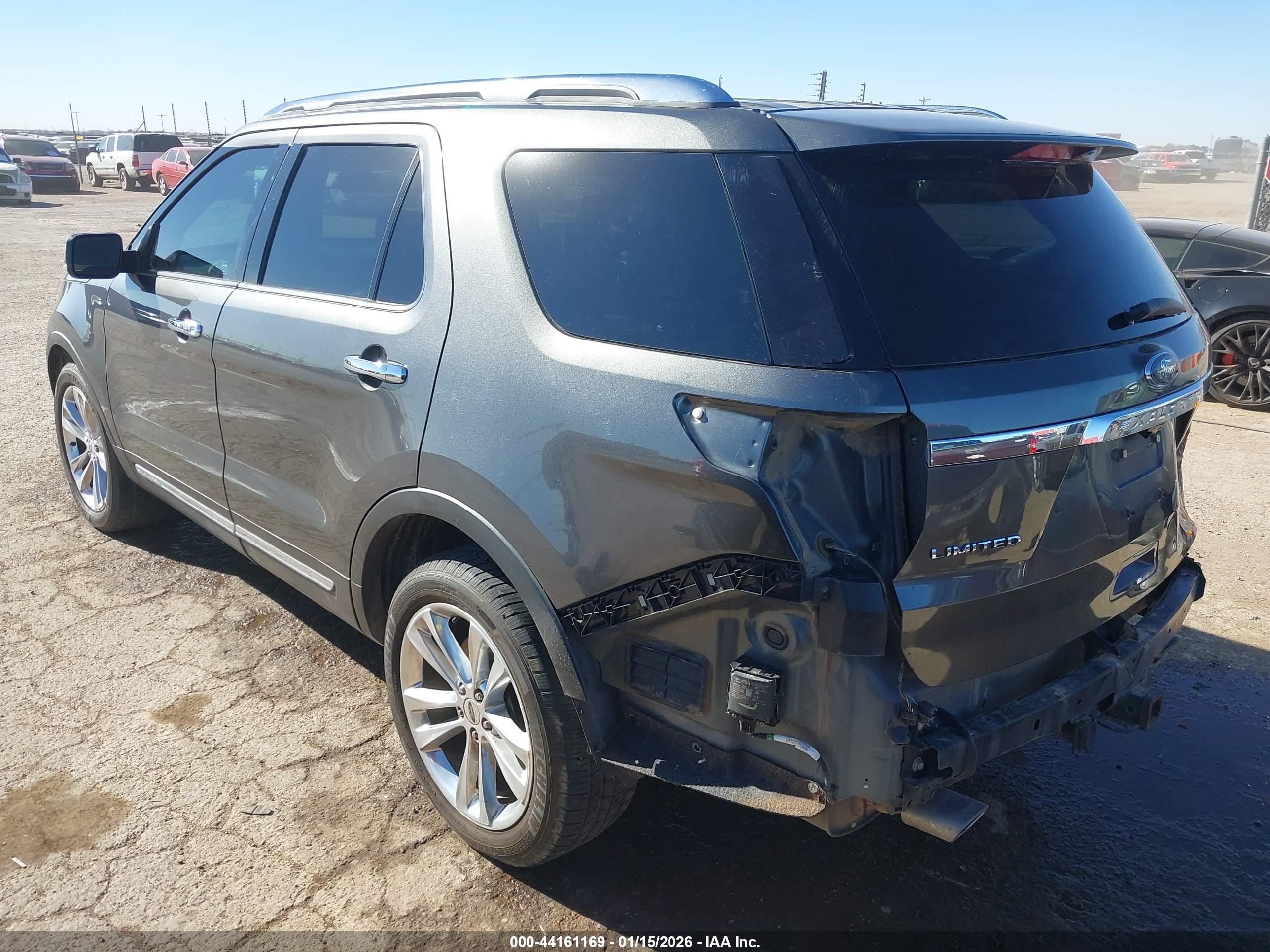 FORD EXPLORER image 3