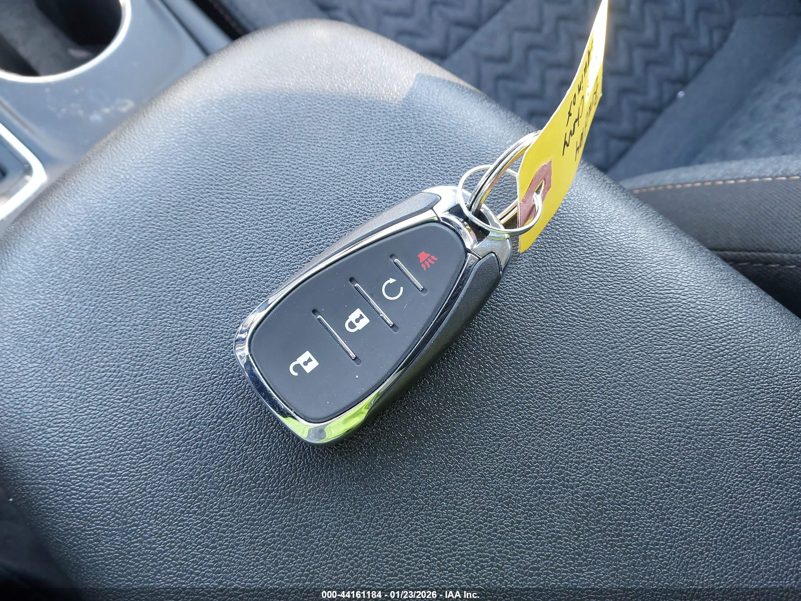 CHEVROLET EQUINOX image 11