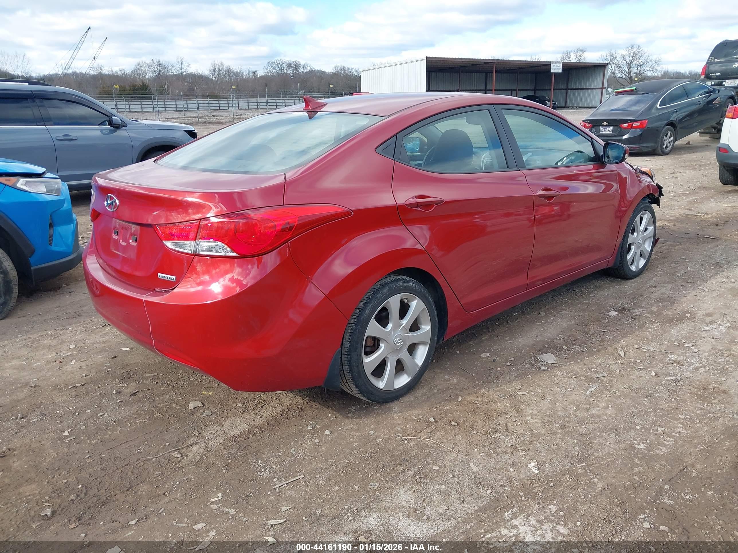HYUNDAI ELANTRA image 4