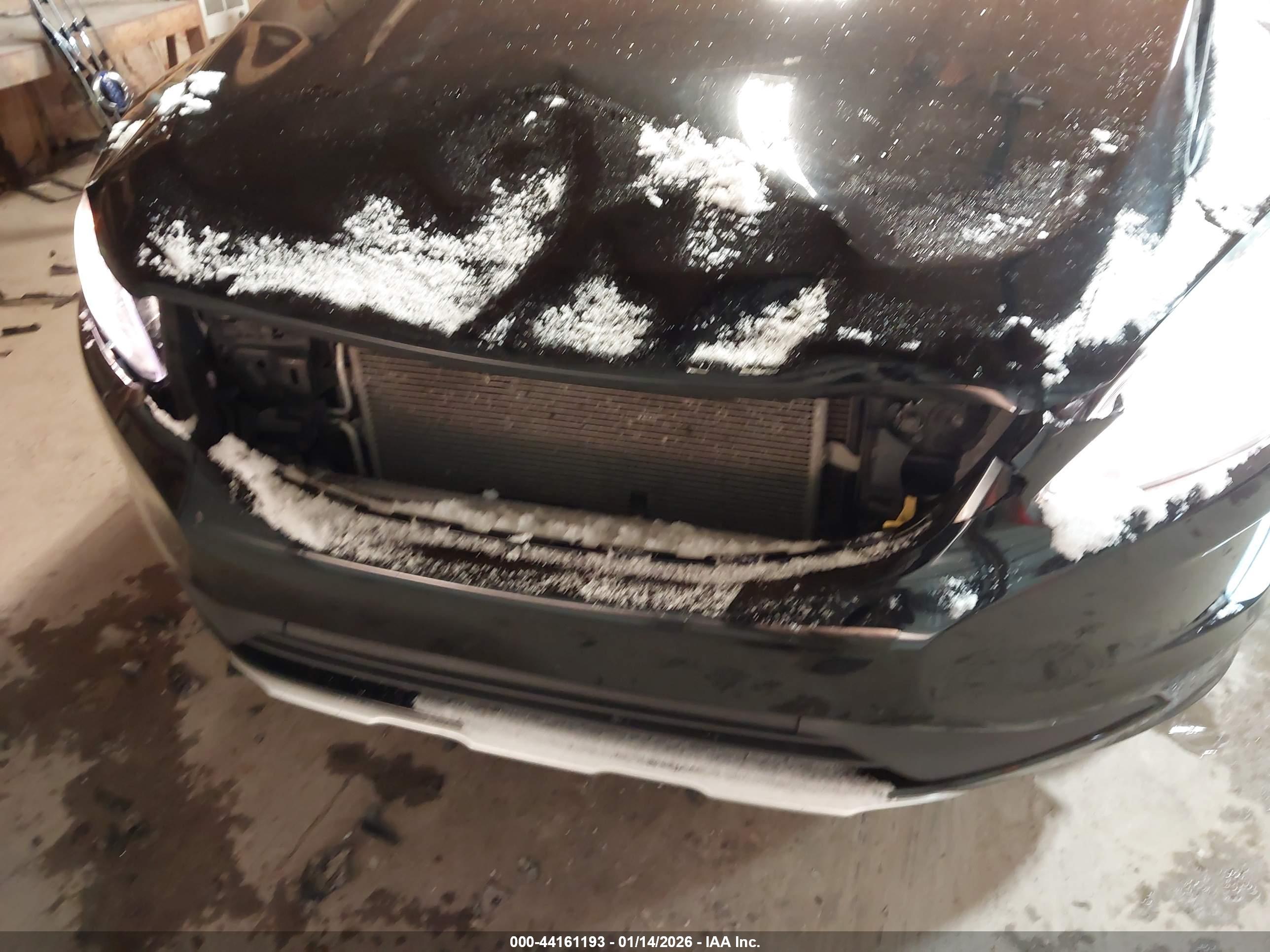 VOLVO XC60 image 6