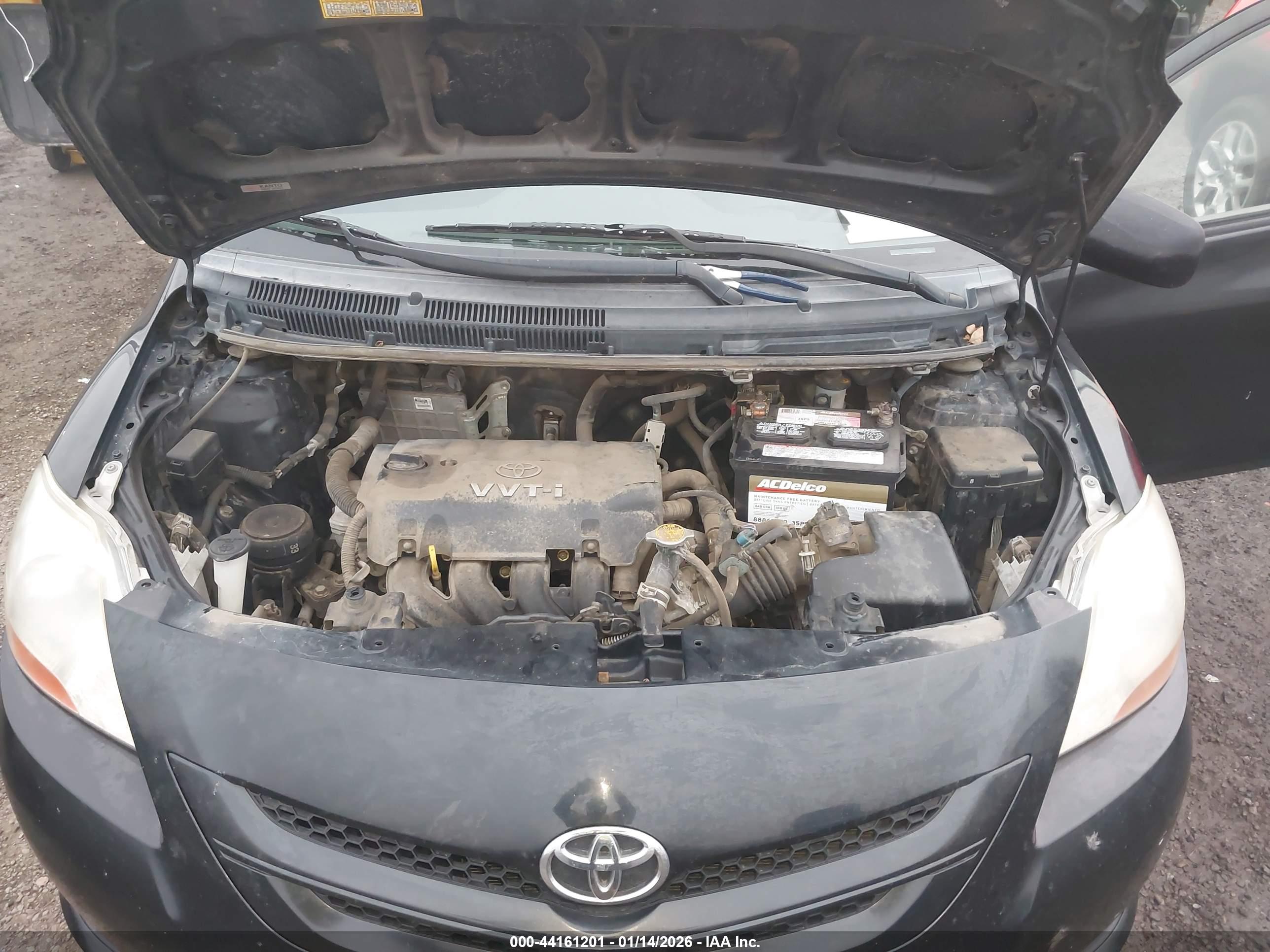 TOYOTA YARIS image 10