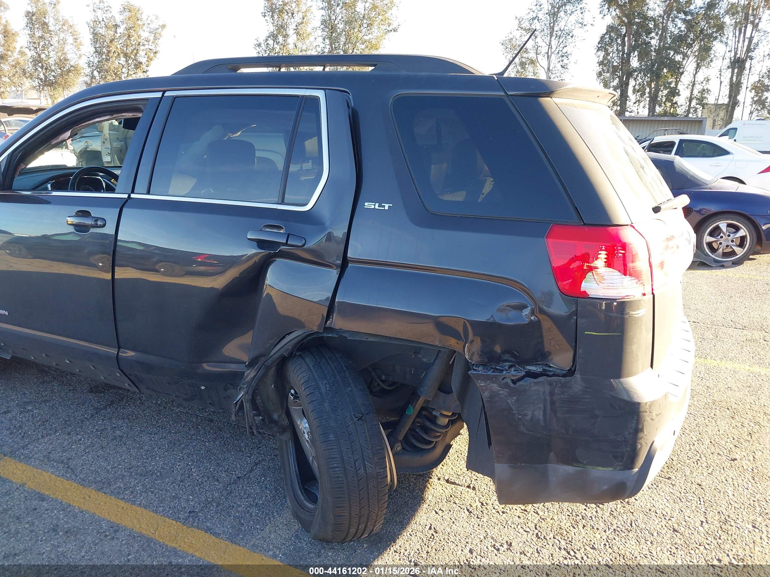 GMC TERRAIN image 6