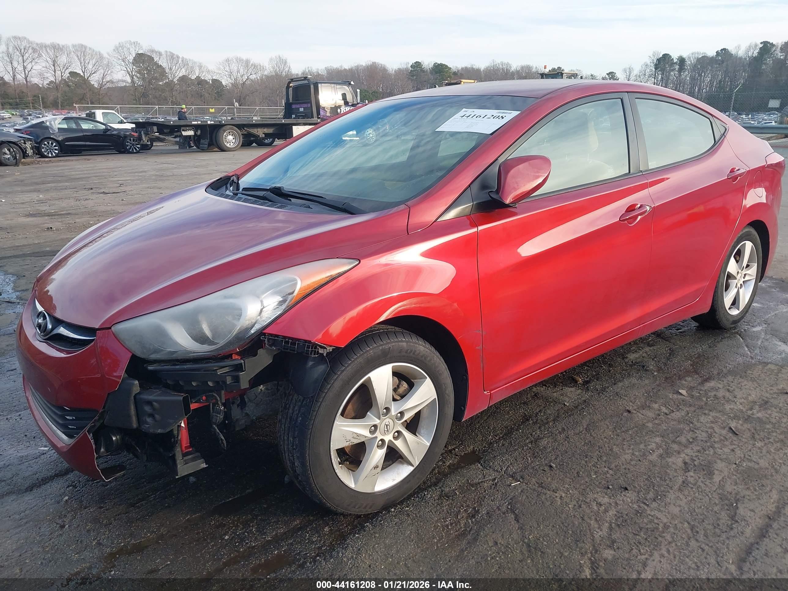 HYUNDAI ELANTRA image 6