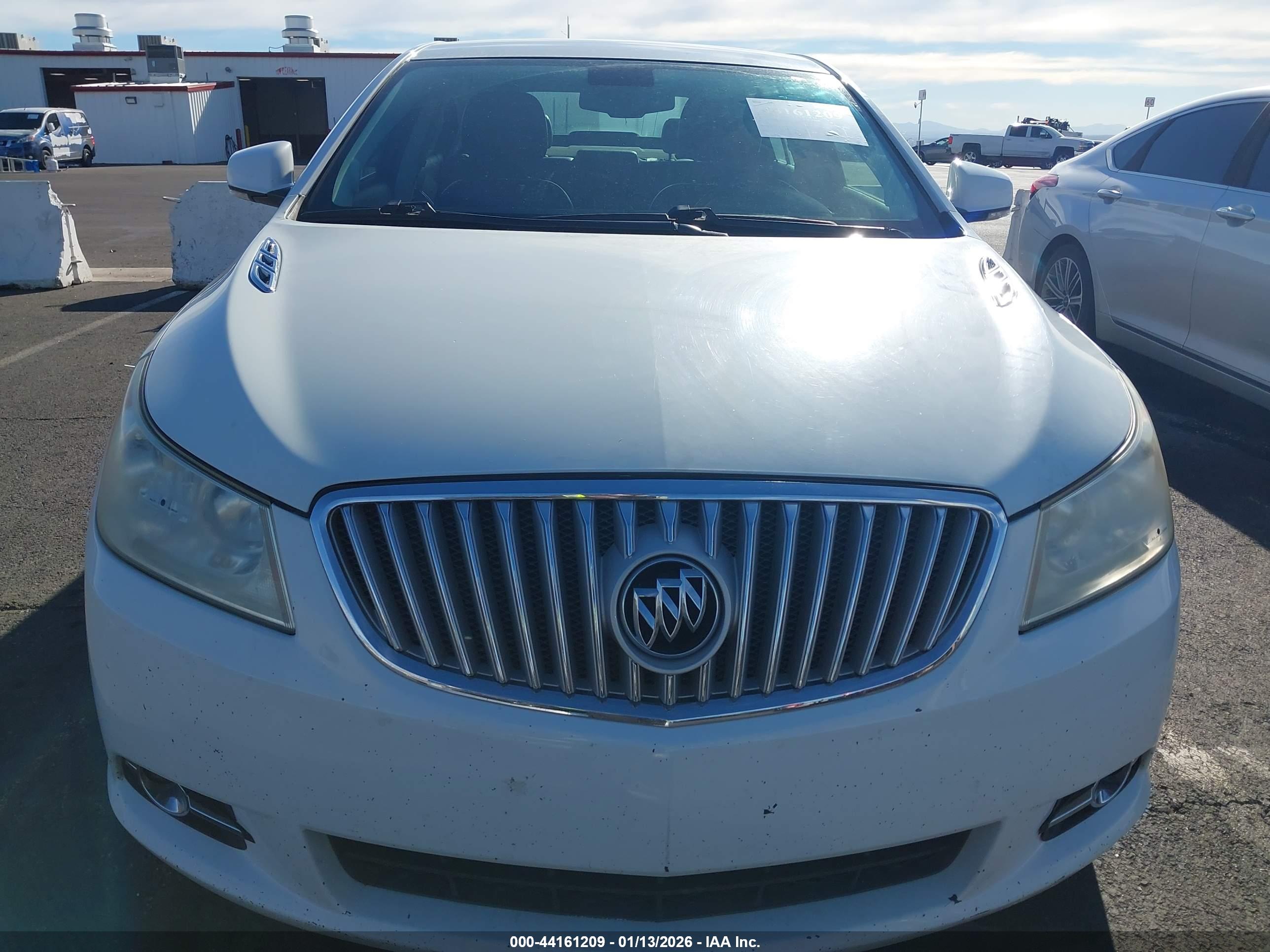 BUICK LACROSSE image 6