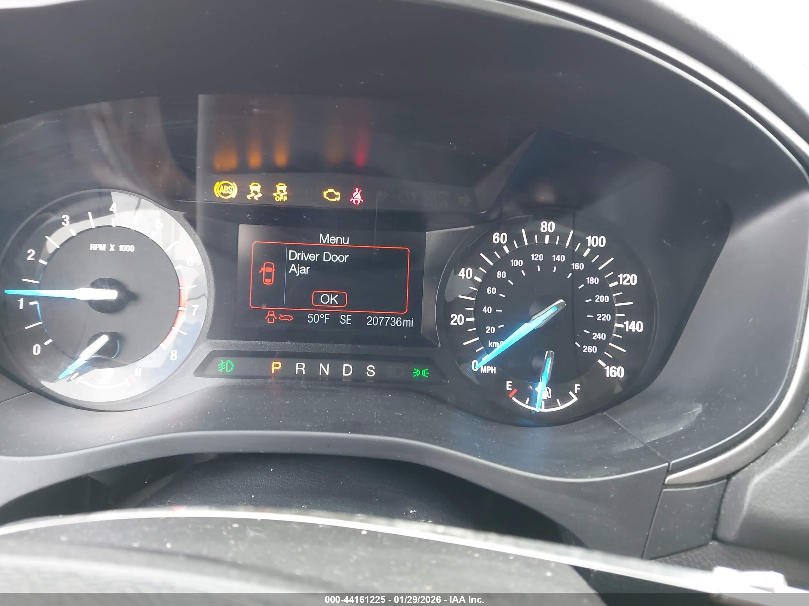 FORD FUSION image 7