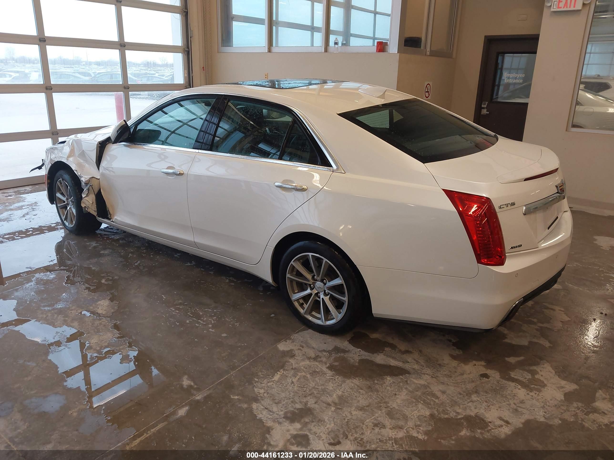 CADILLAC CTS image 3