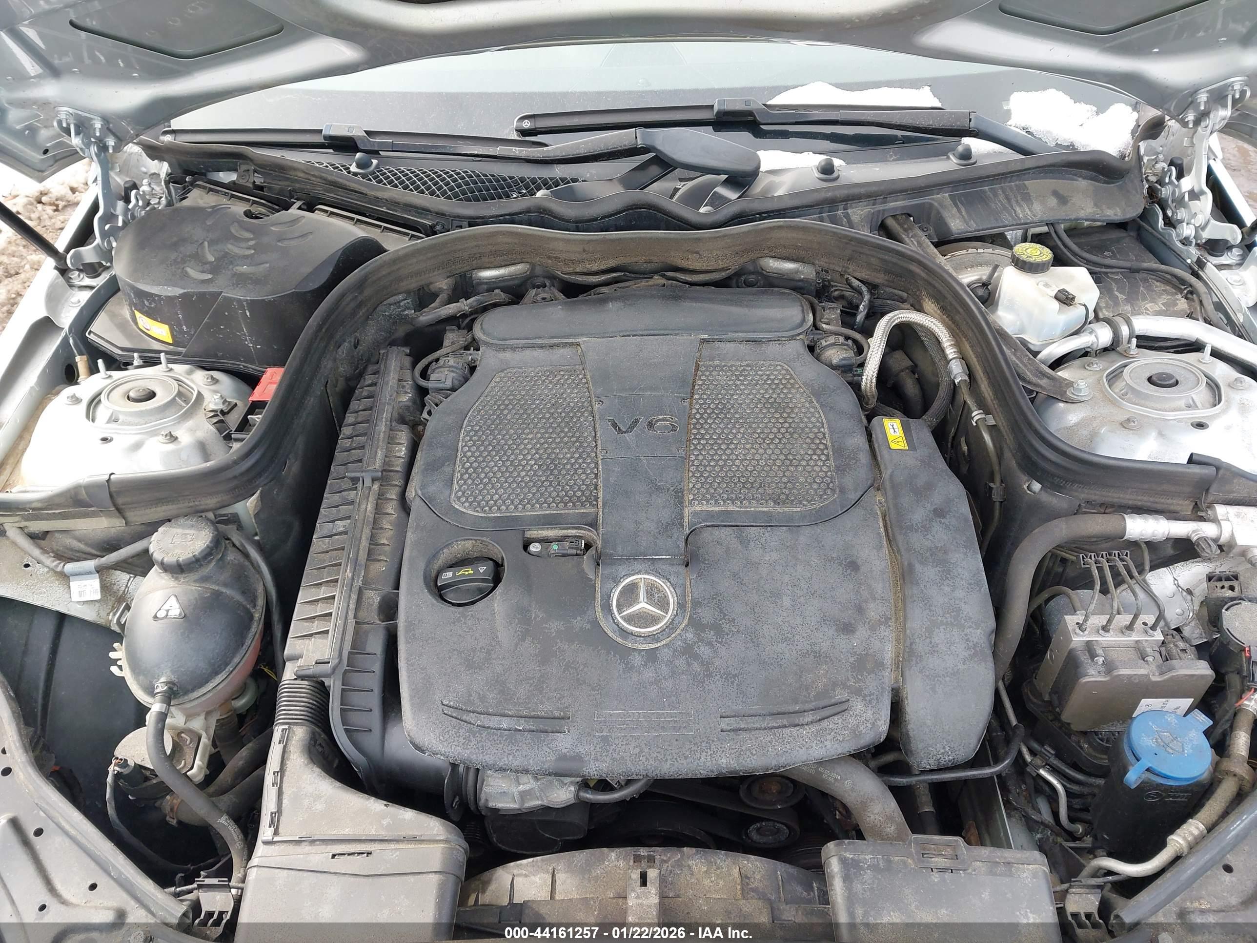 MERCEDES-BENZ E image 10