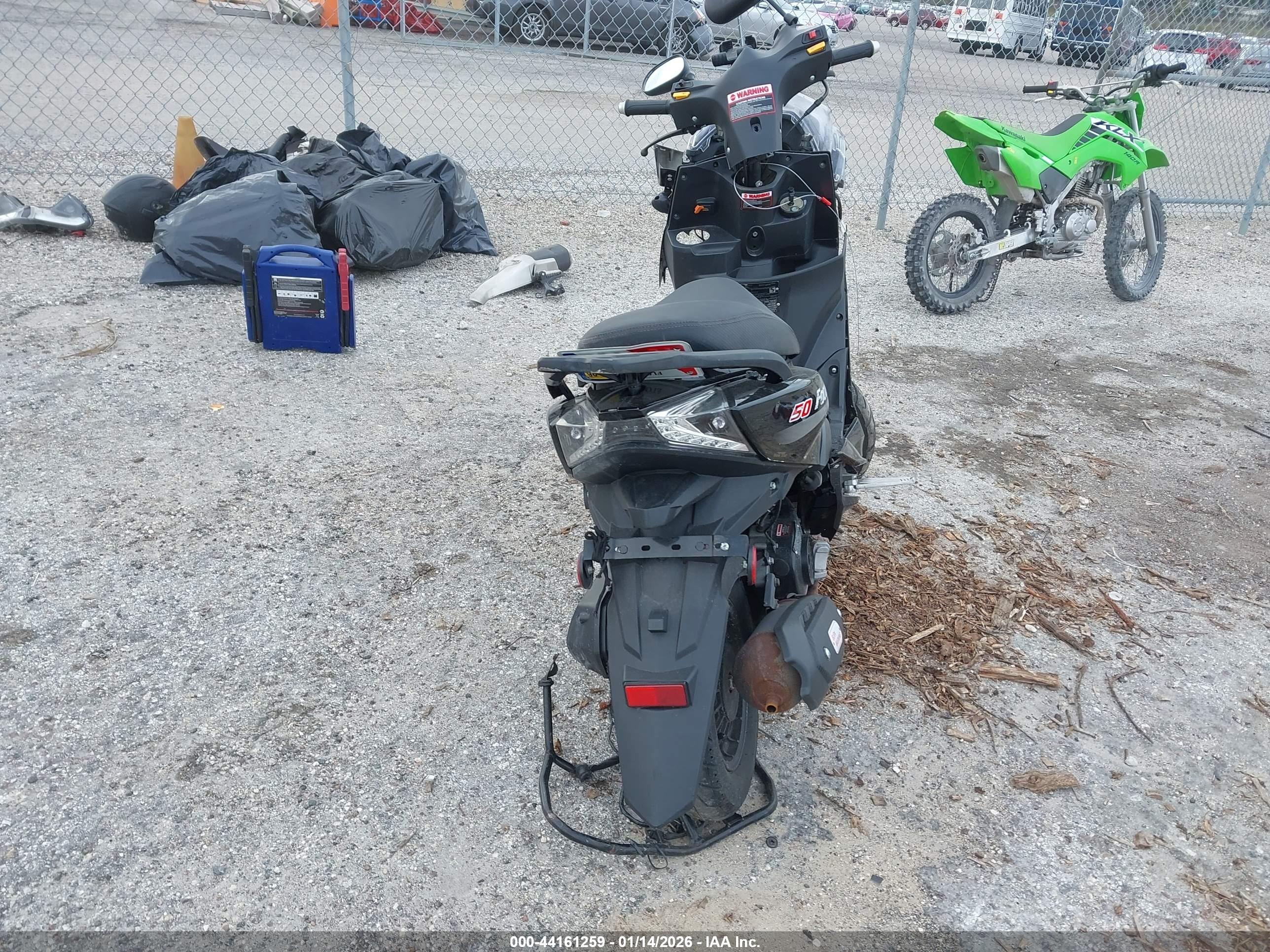 YNGF 49CC image 6