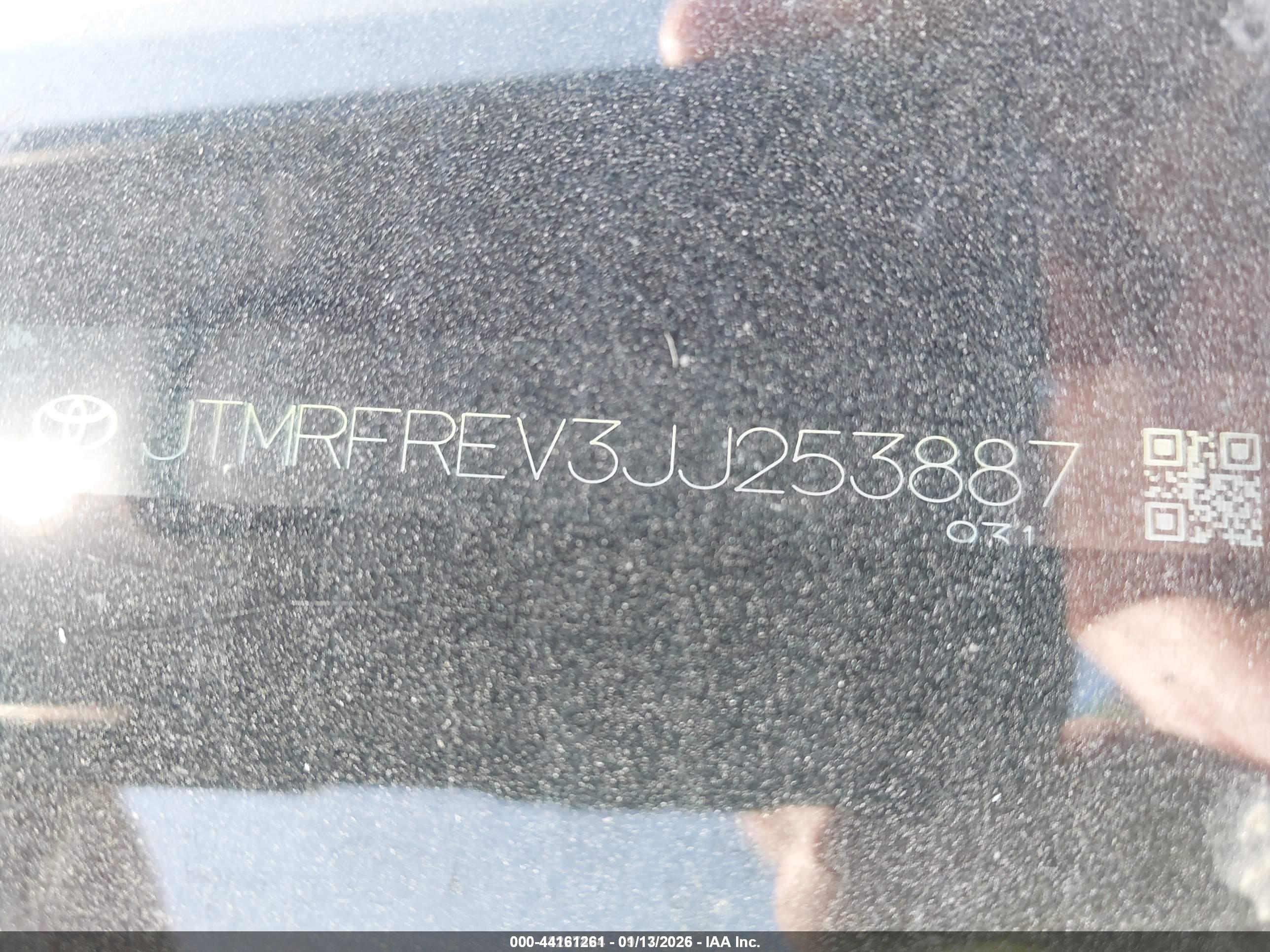 TOYOTA RAV4 image 9
