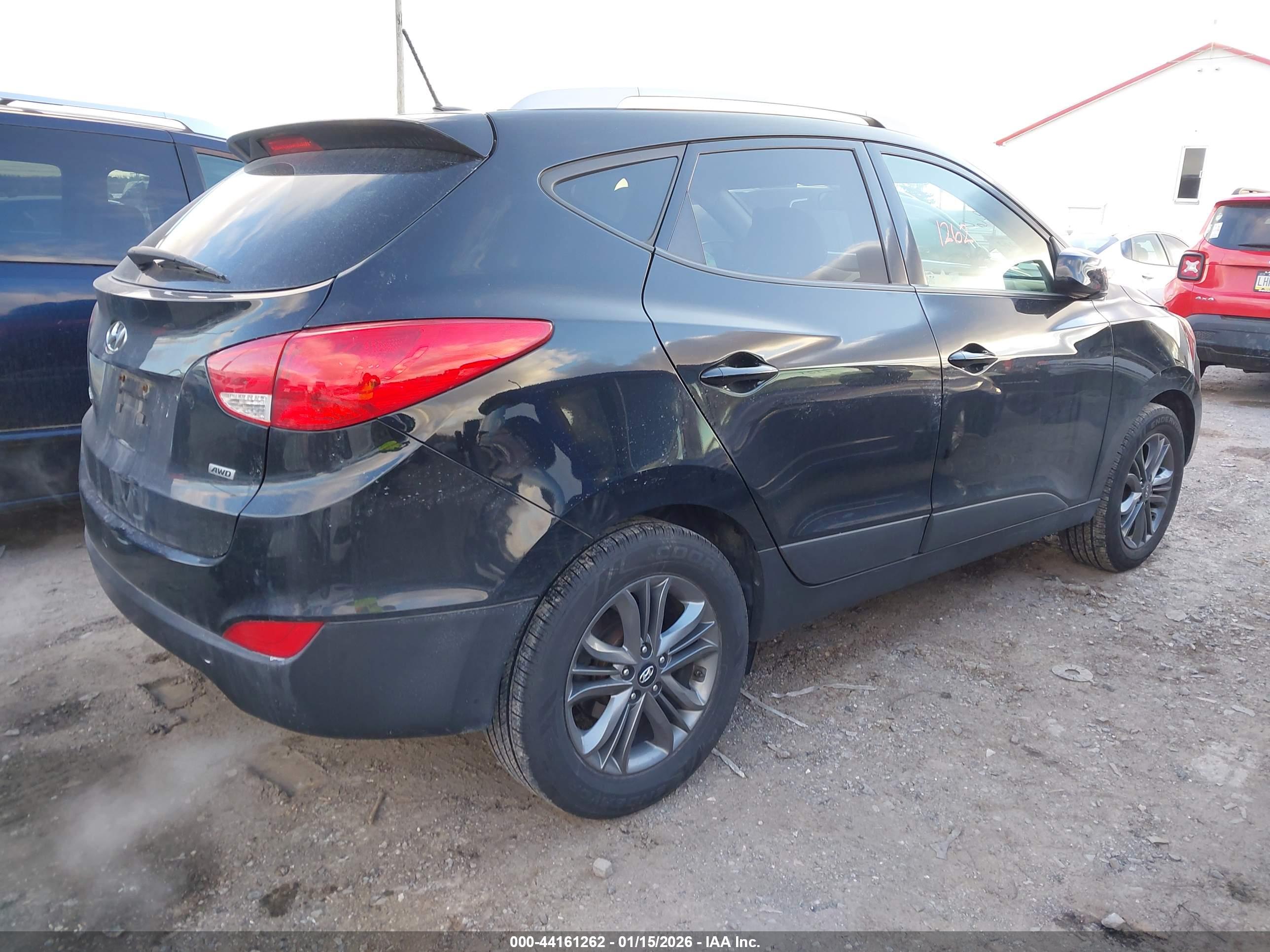 HYUNDAI TUCSON image 4