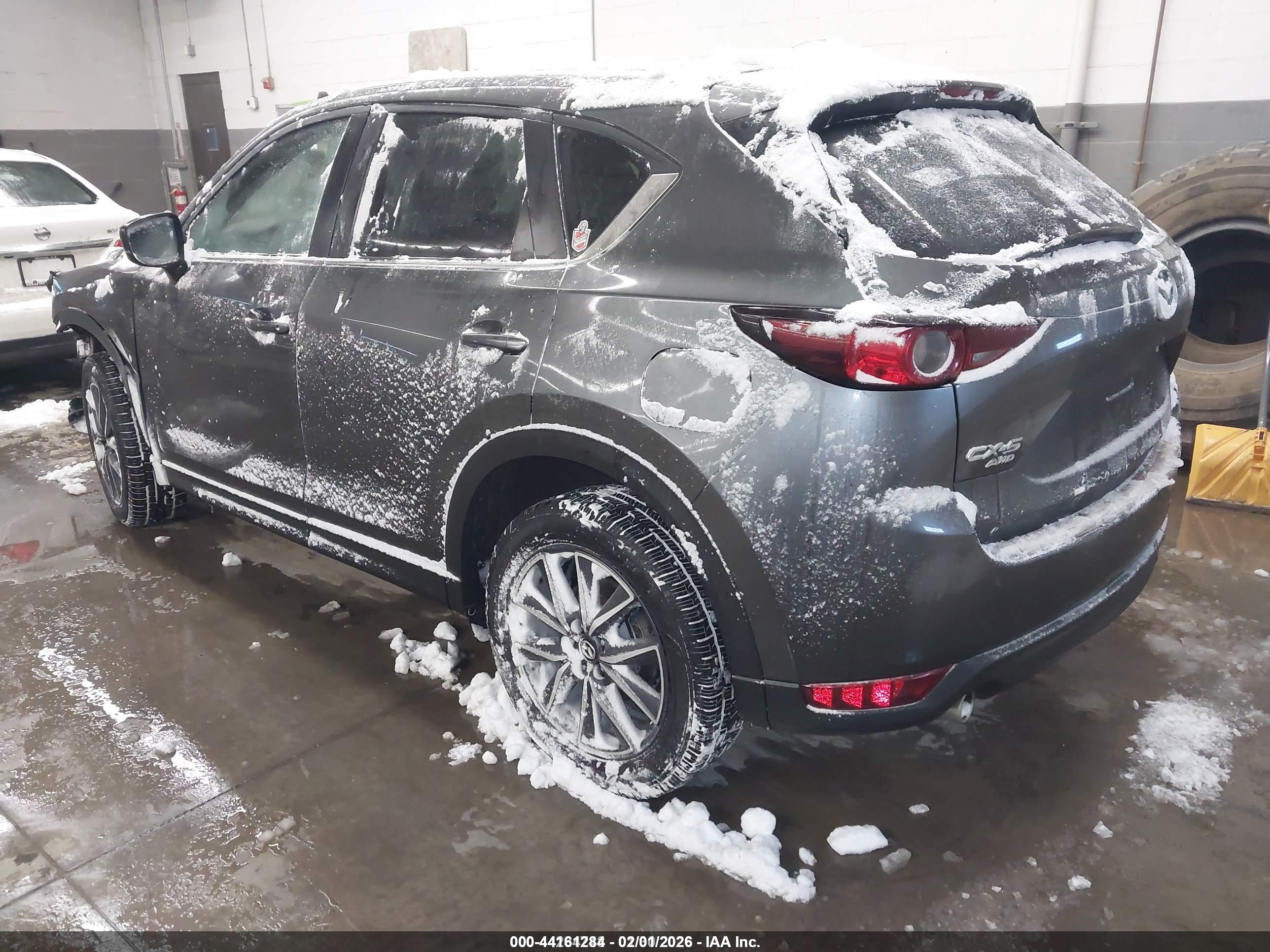 MAZDA CX-5 image 3