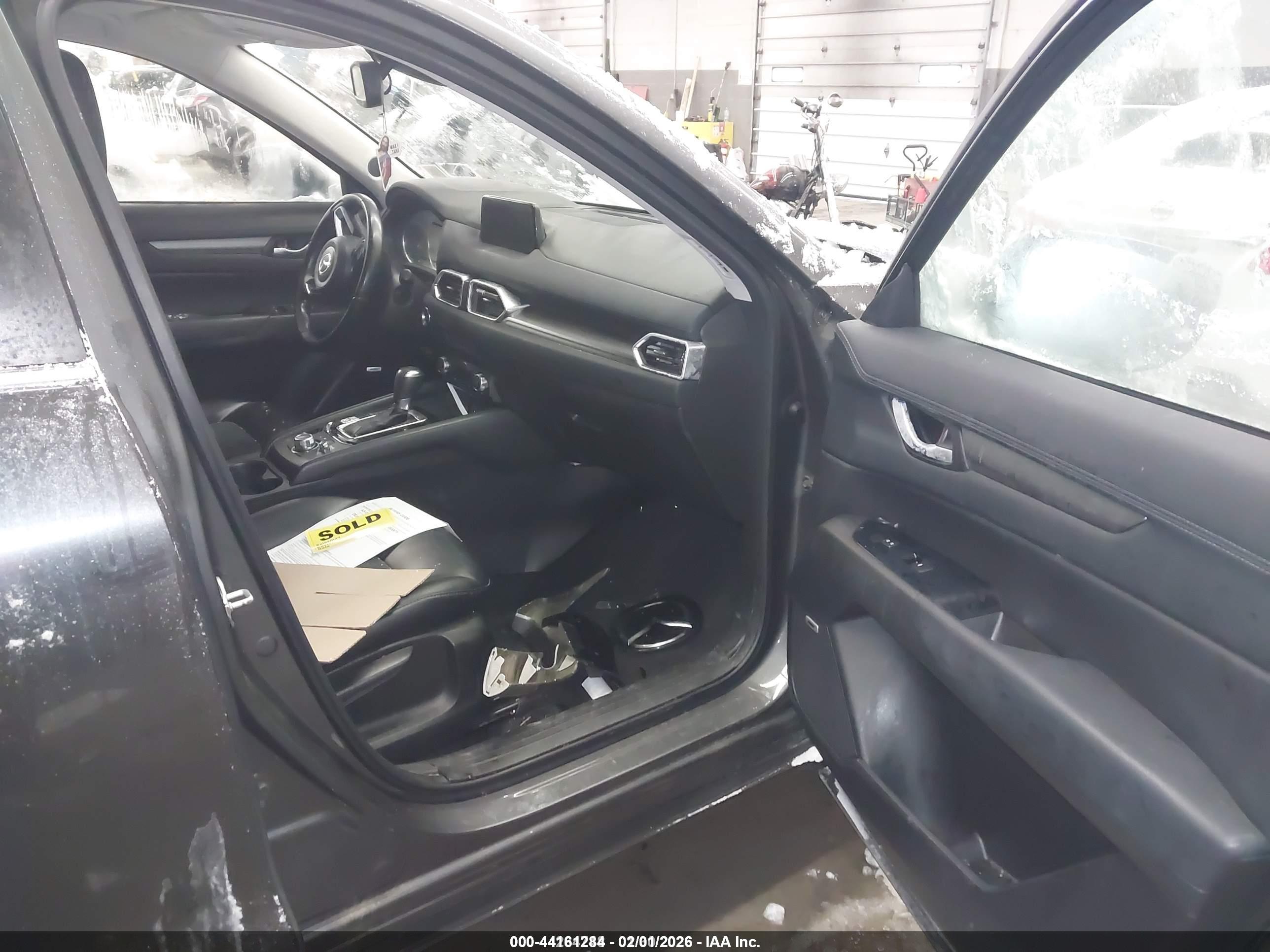 MAZDA CX-5 image 5