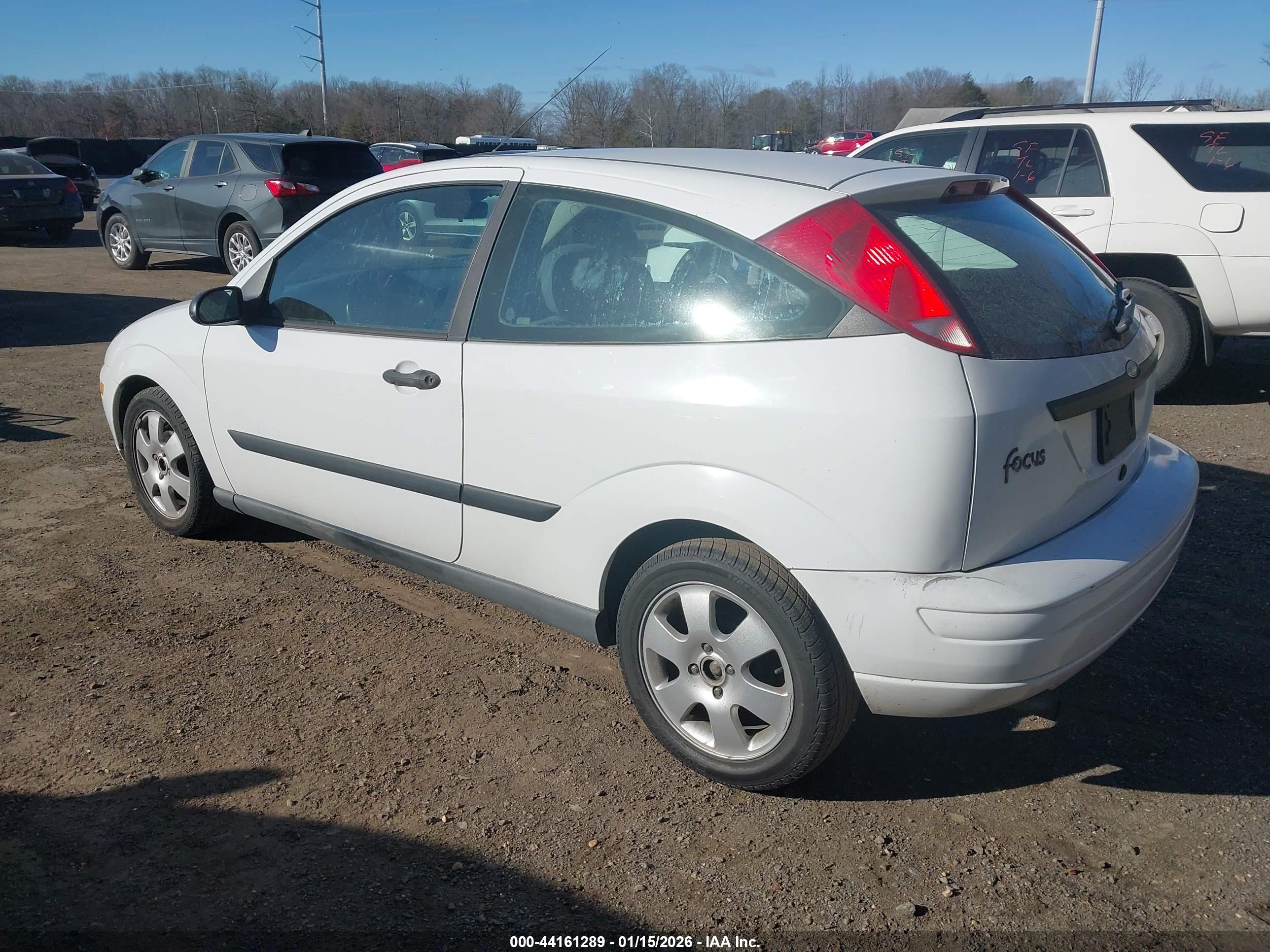 FORD FOCUS image 3
