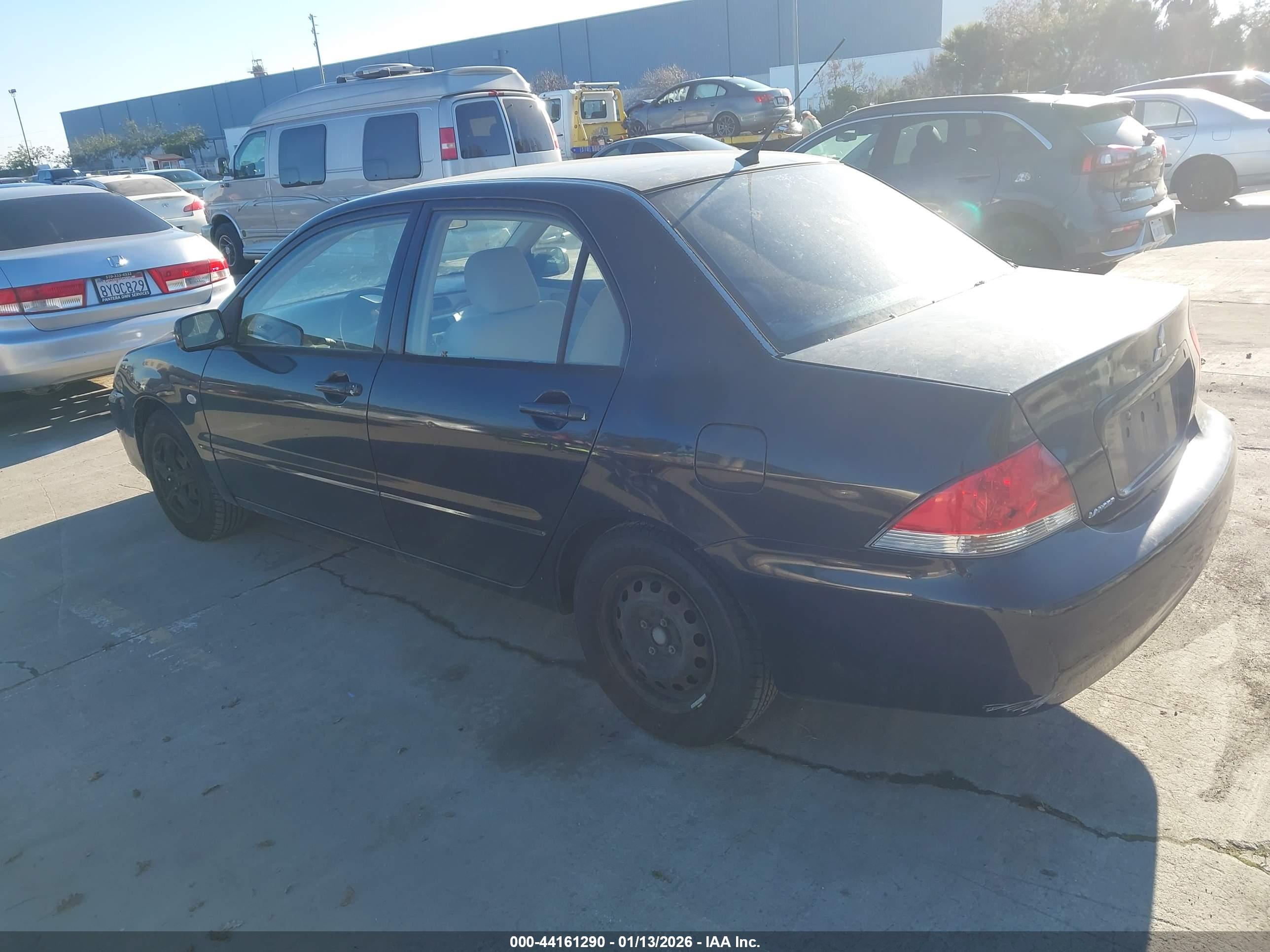 MITSUBISHI LANCER image 3