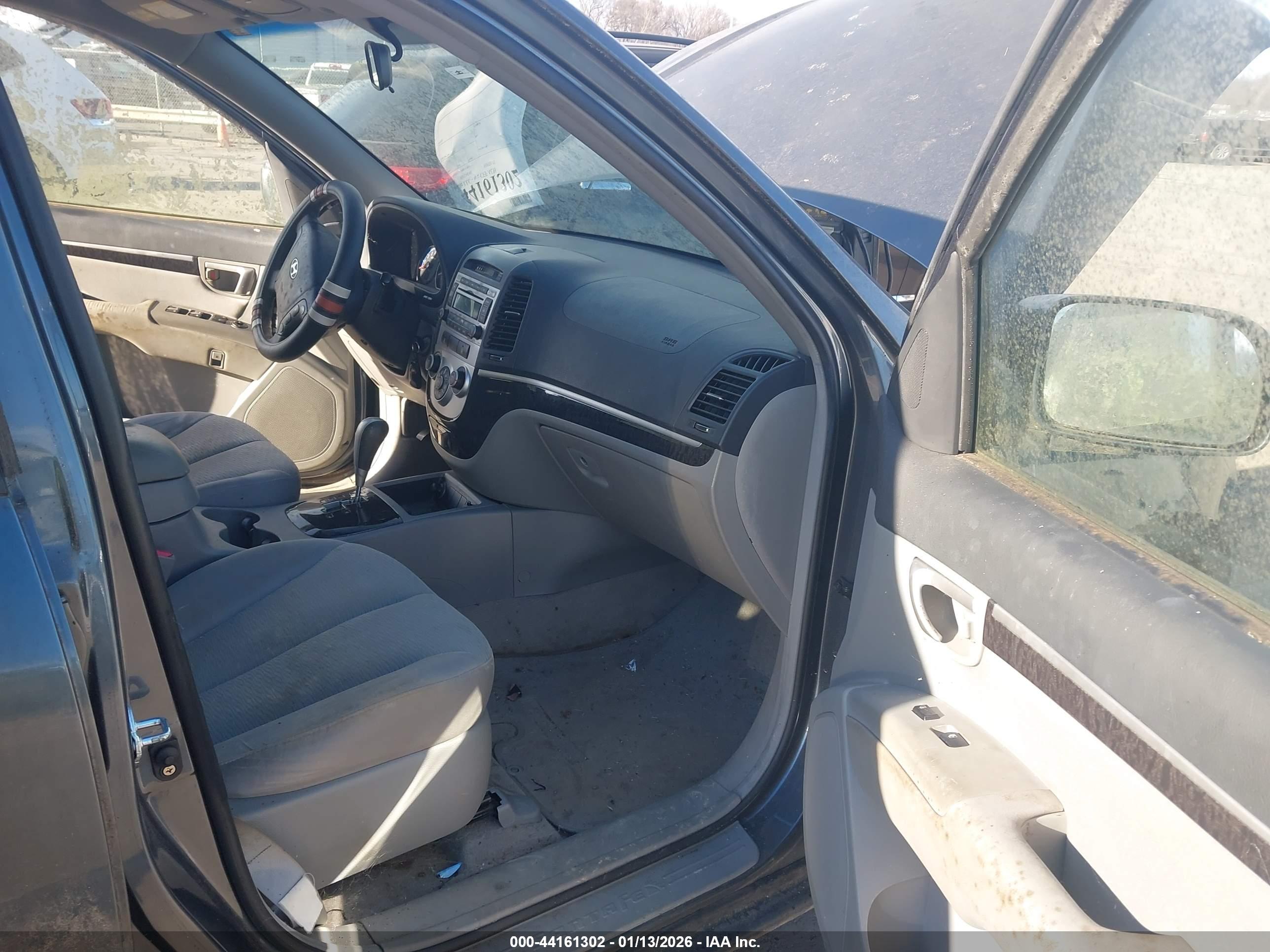 HYUNDAI SANTA image 5