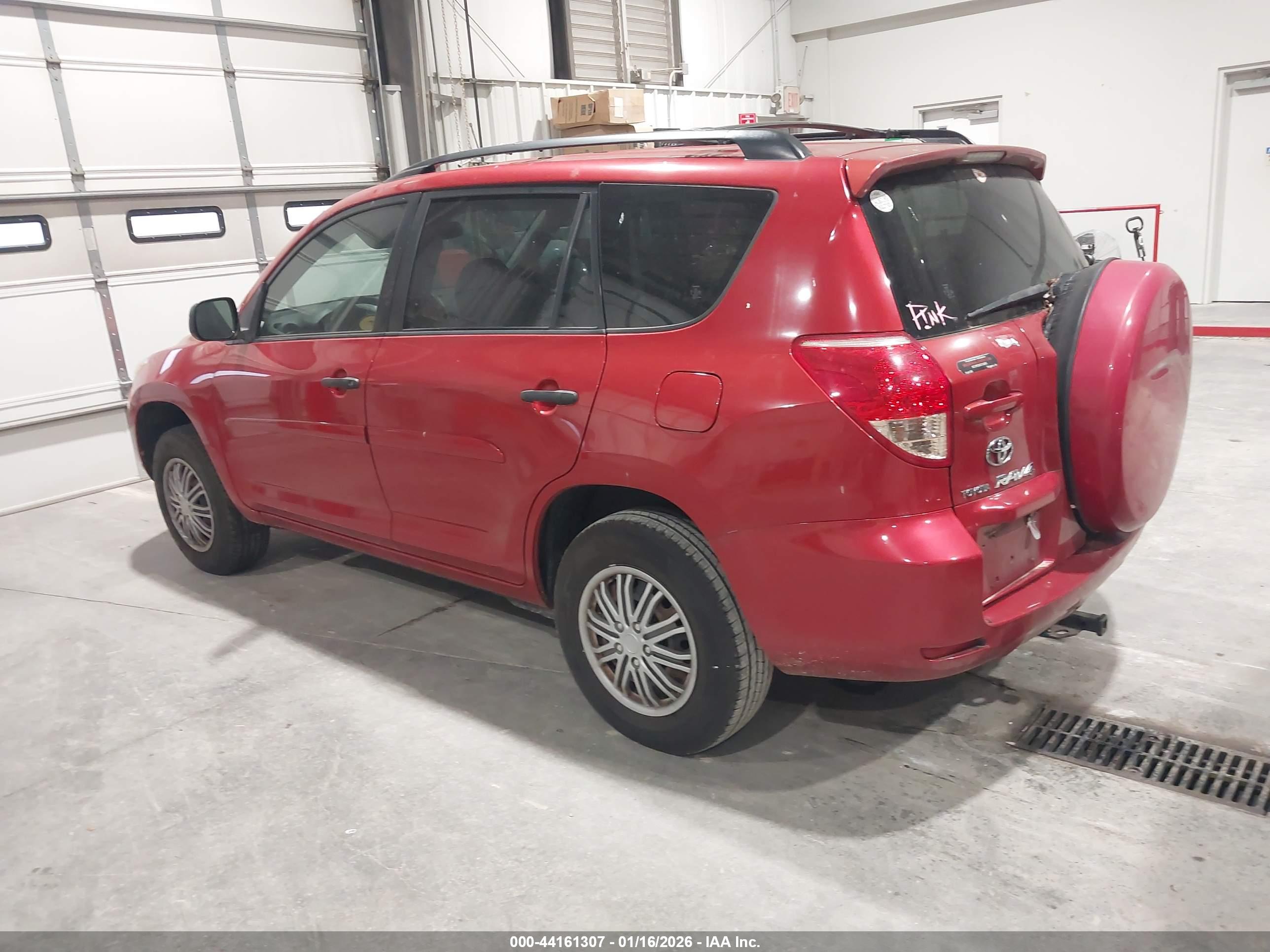 TOYOTA RAV4 image 3