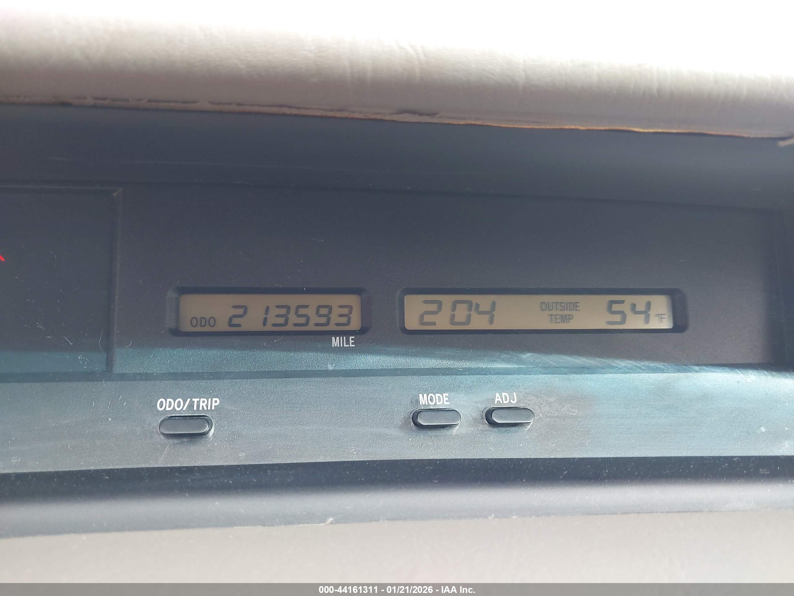 TOYOTA AVALON image 7