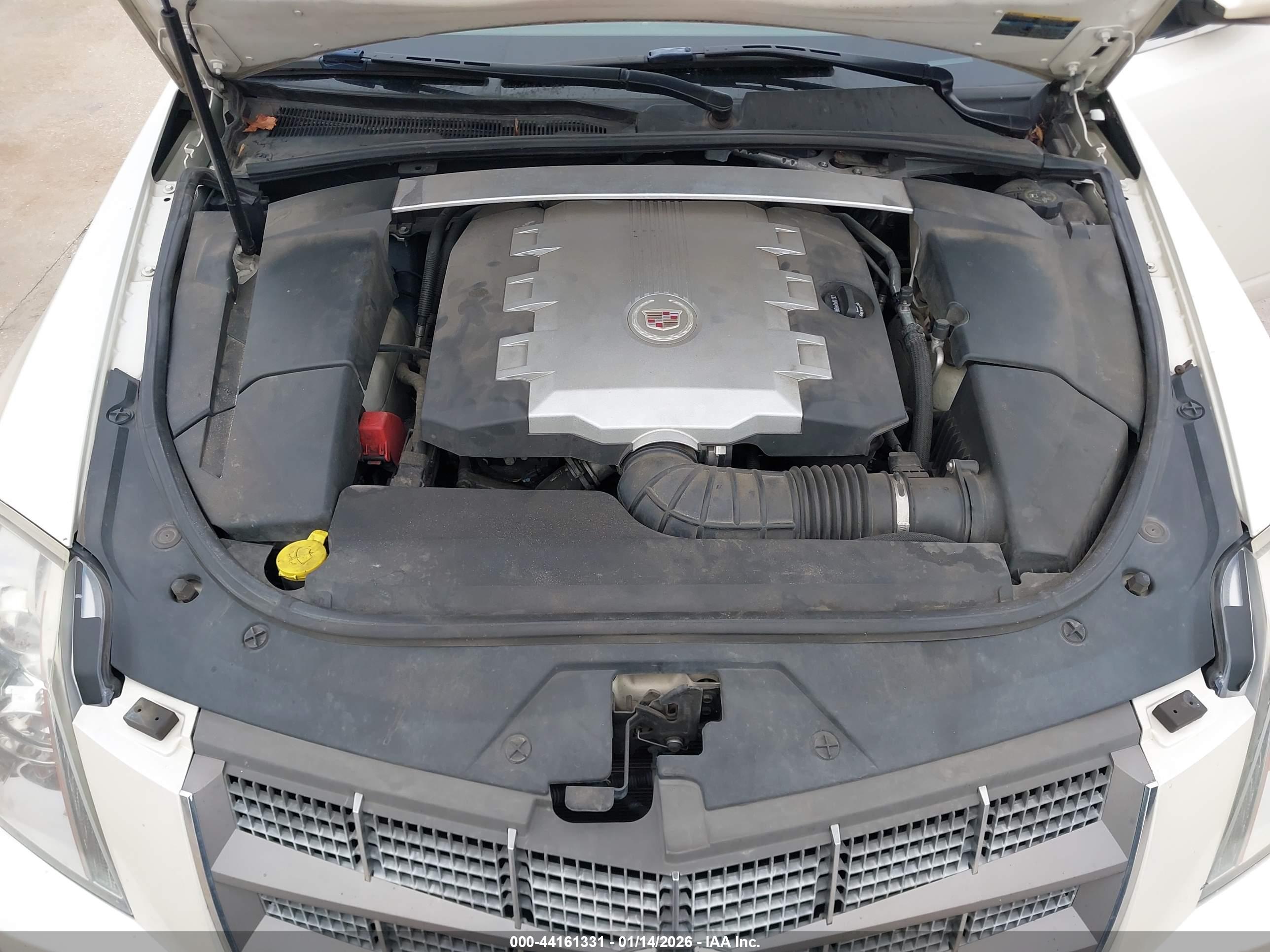 CADILLAC CTS image 10