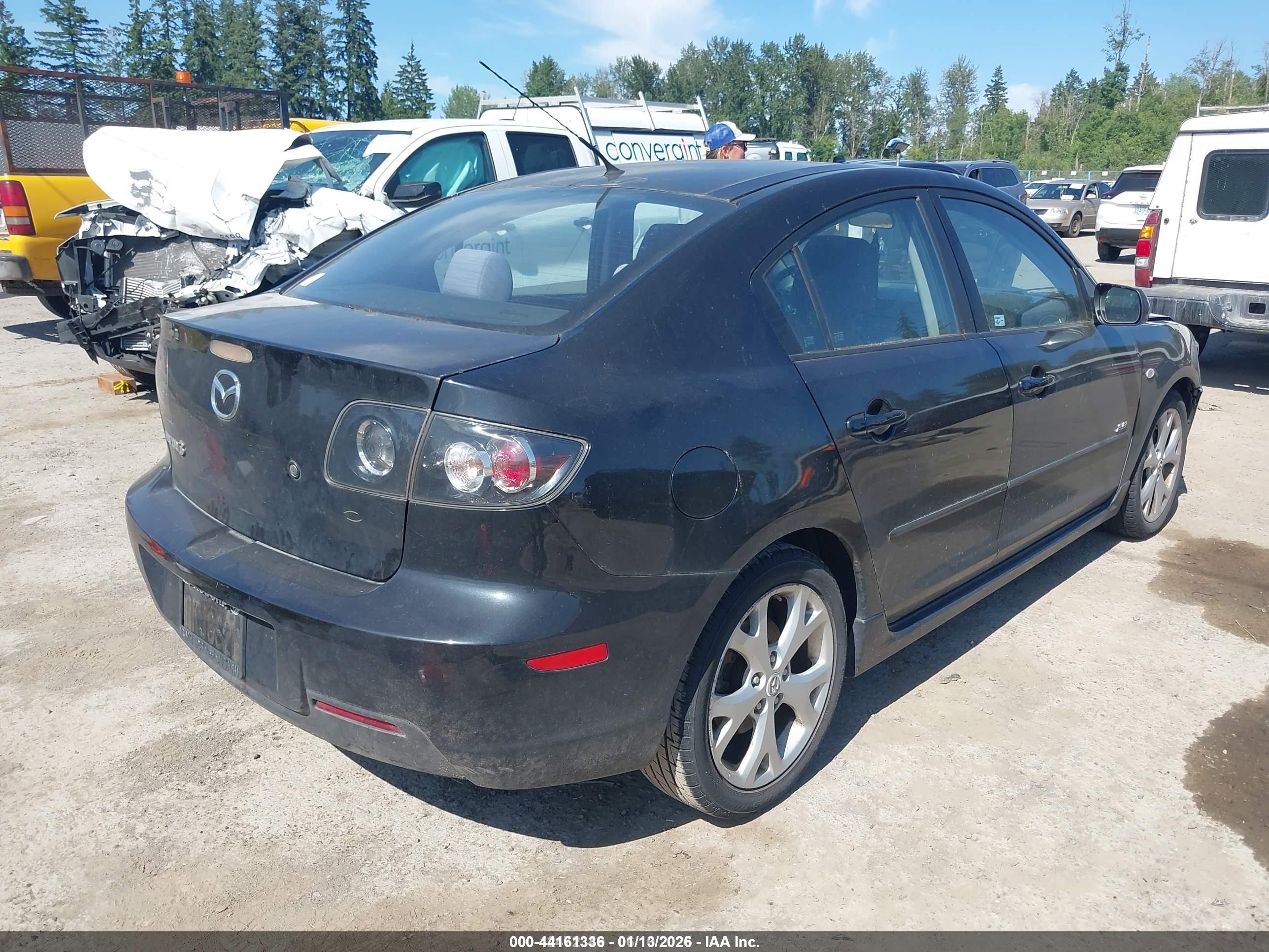 MAZDA MAZDA3 image 4