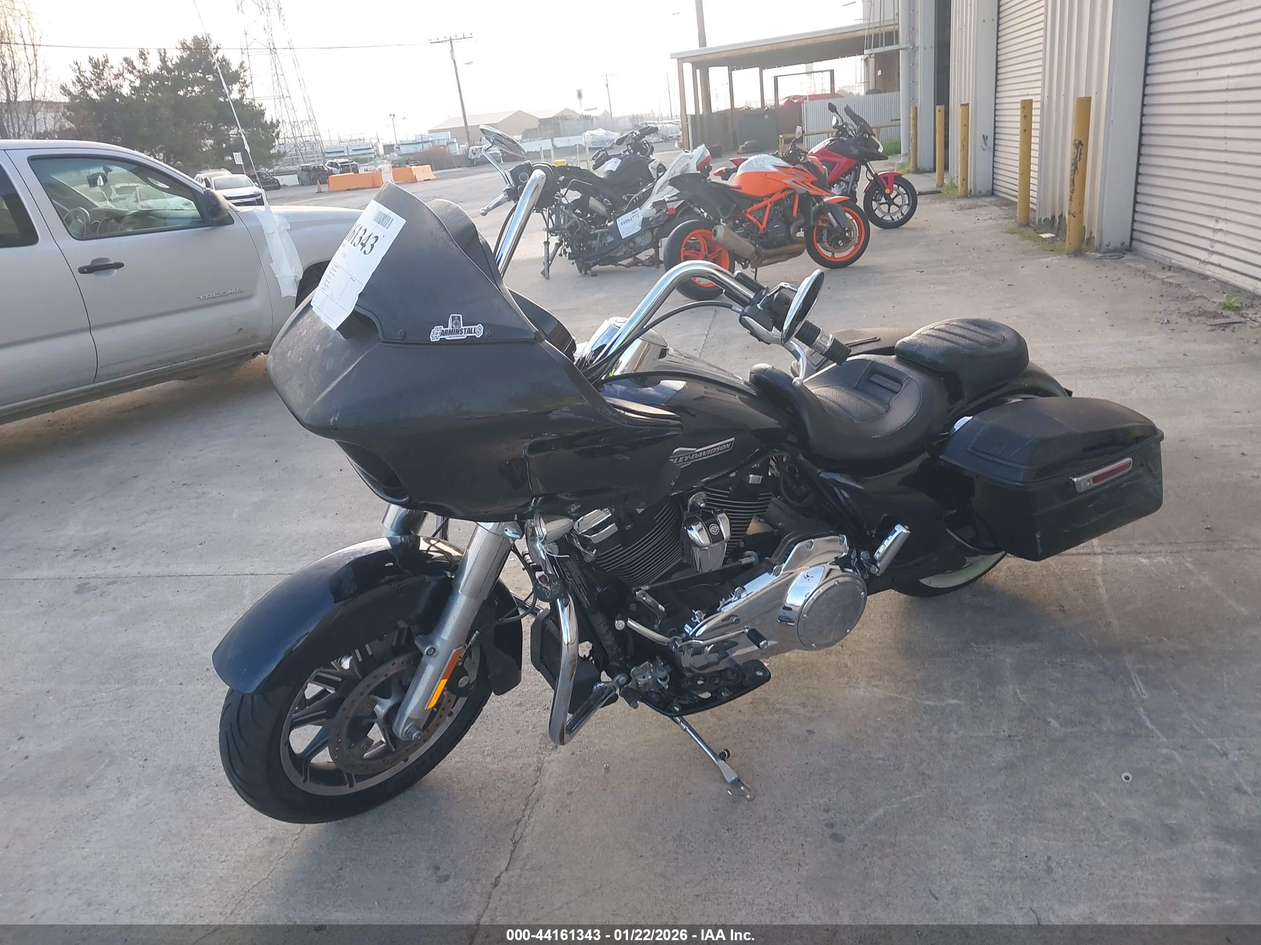 HARLEY-DAVIDSON FLTRX image 2