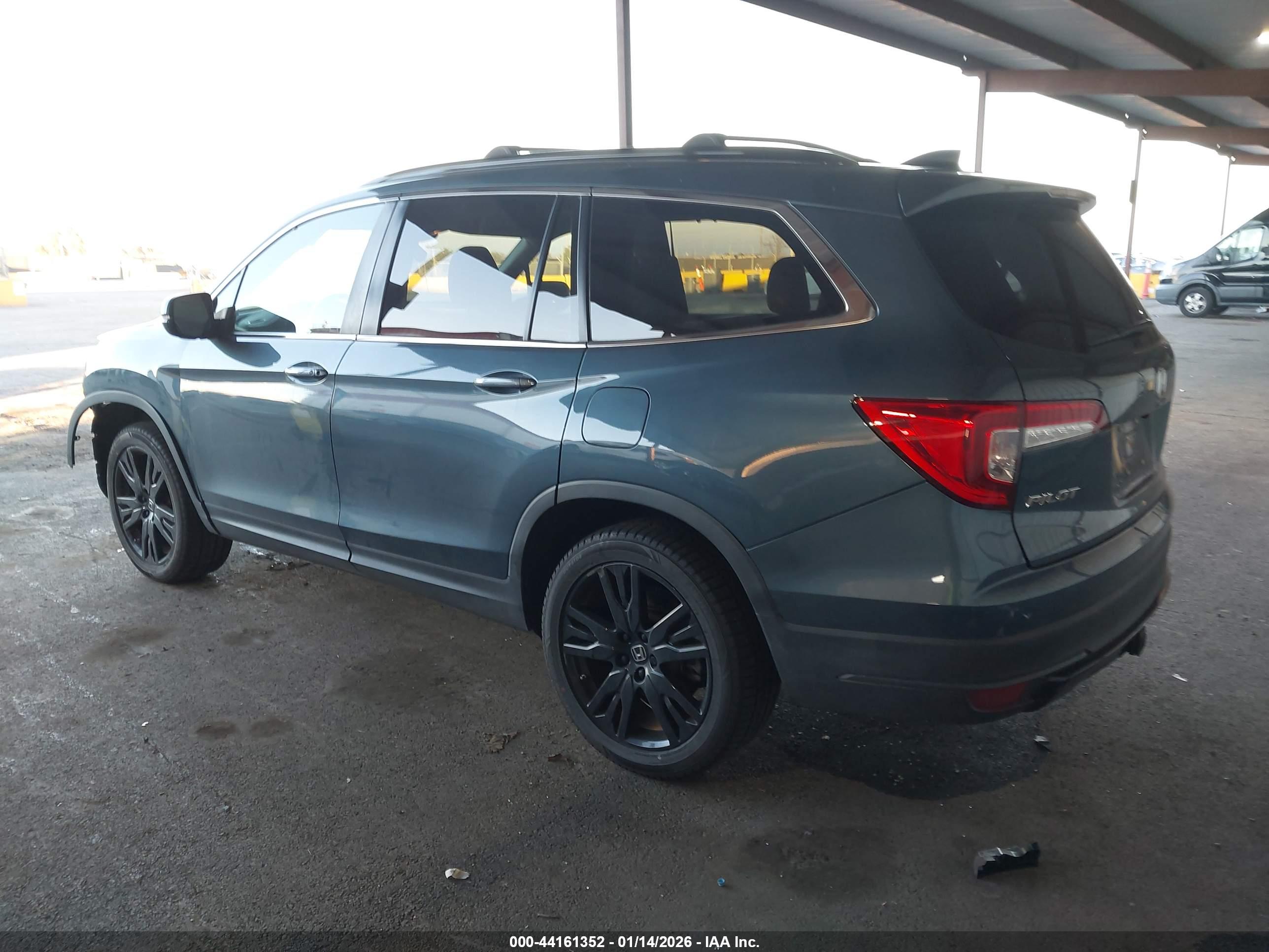 HONDA PILOT image 3