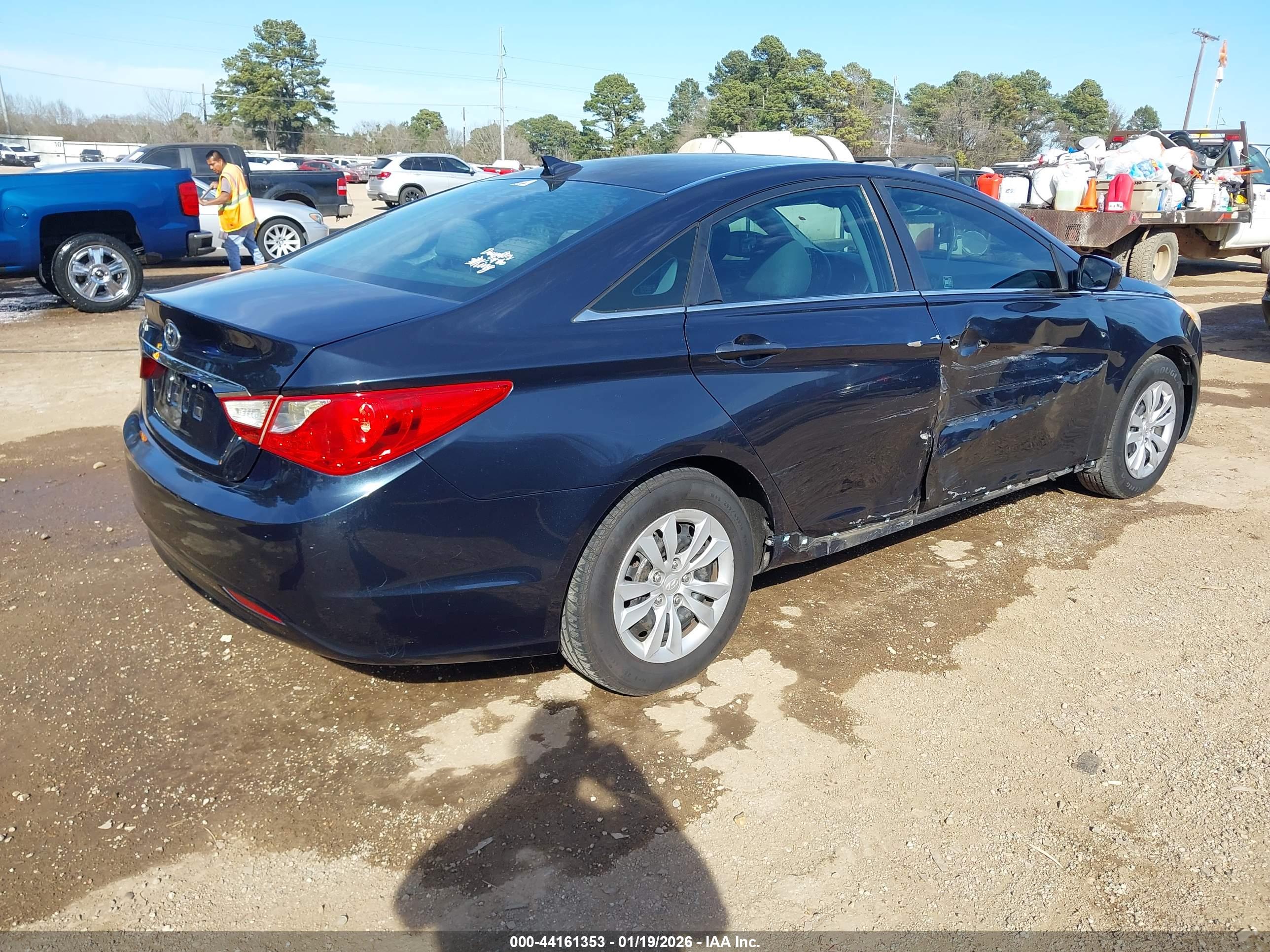 HYUNDAI SONATA image 4