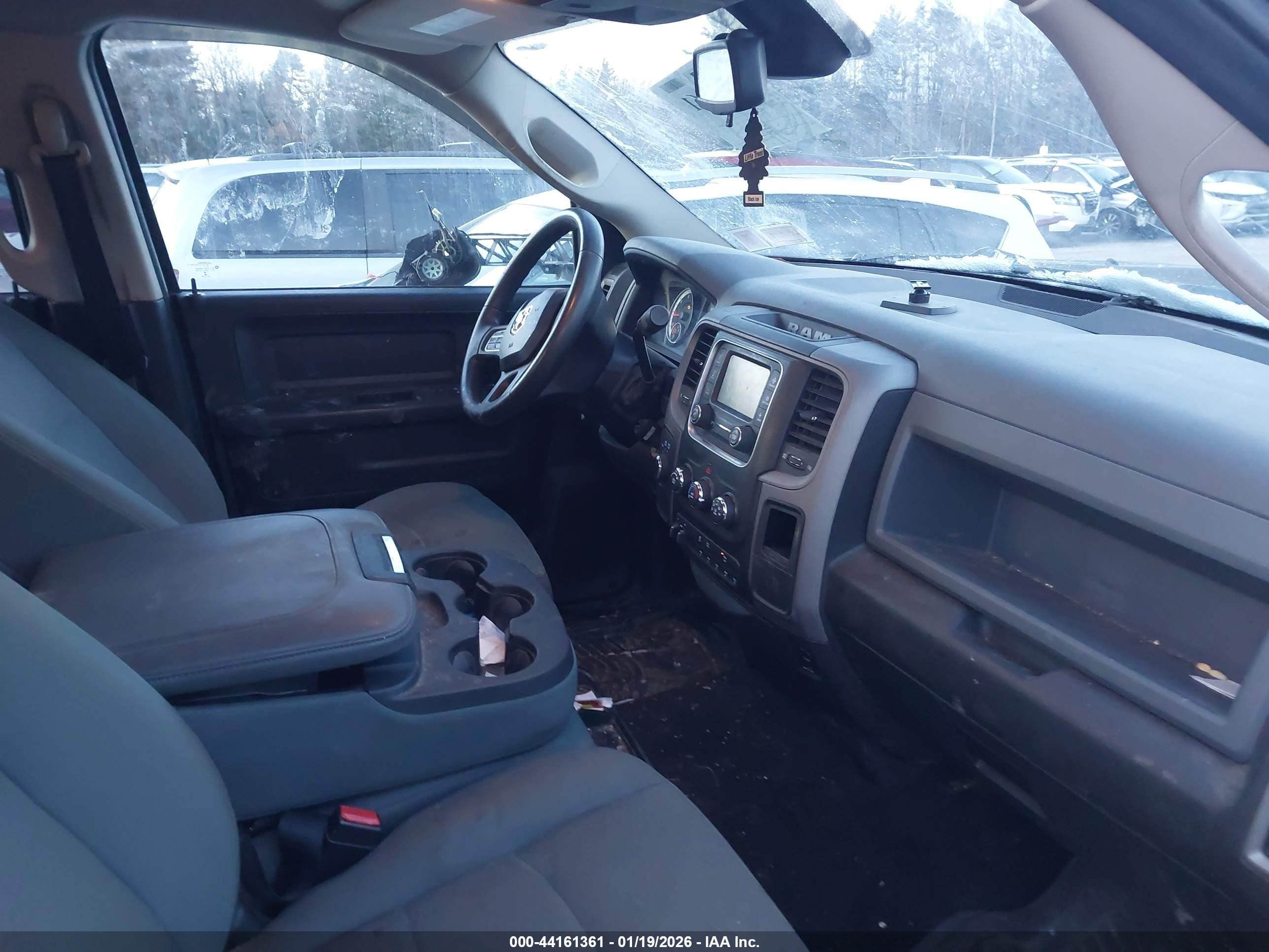 RAM 2500 image 5