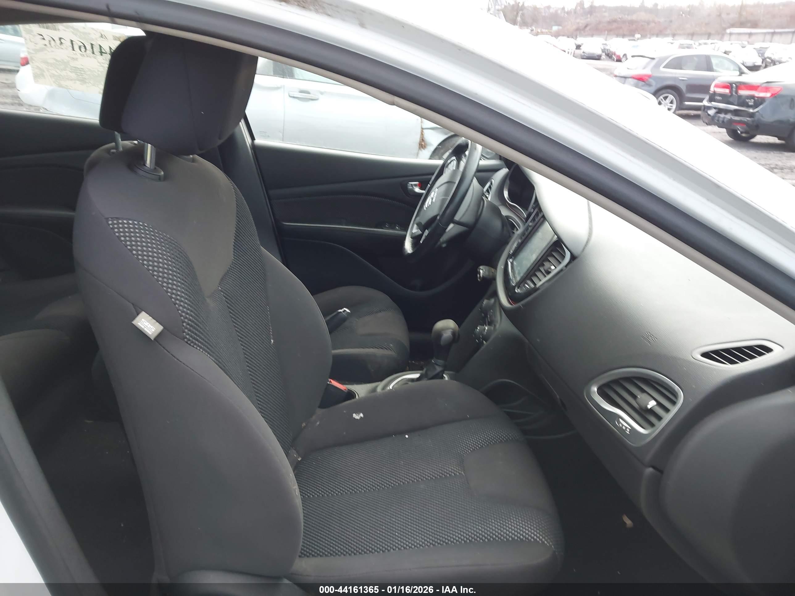 DODGE DART image 5