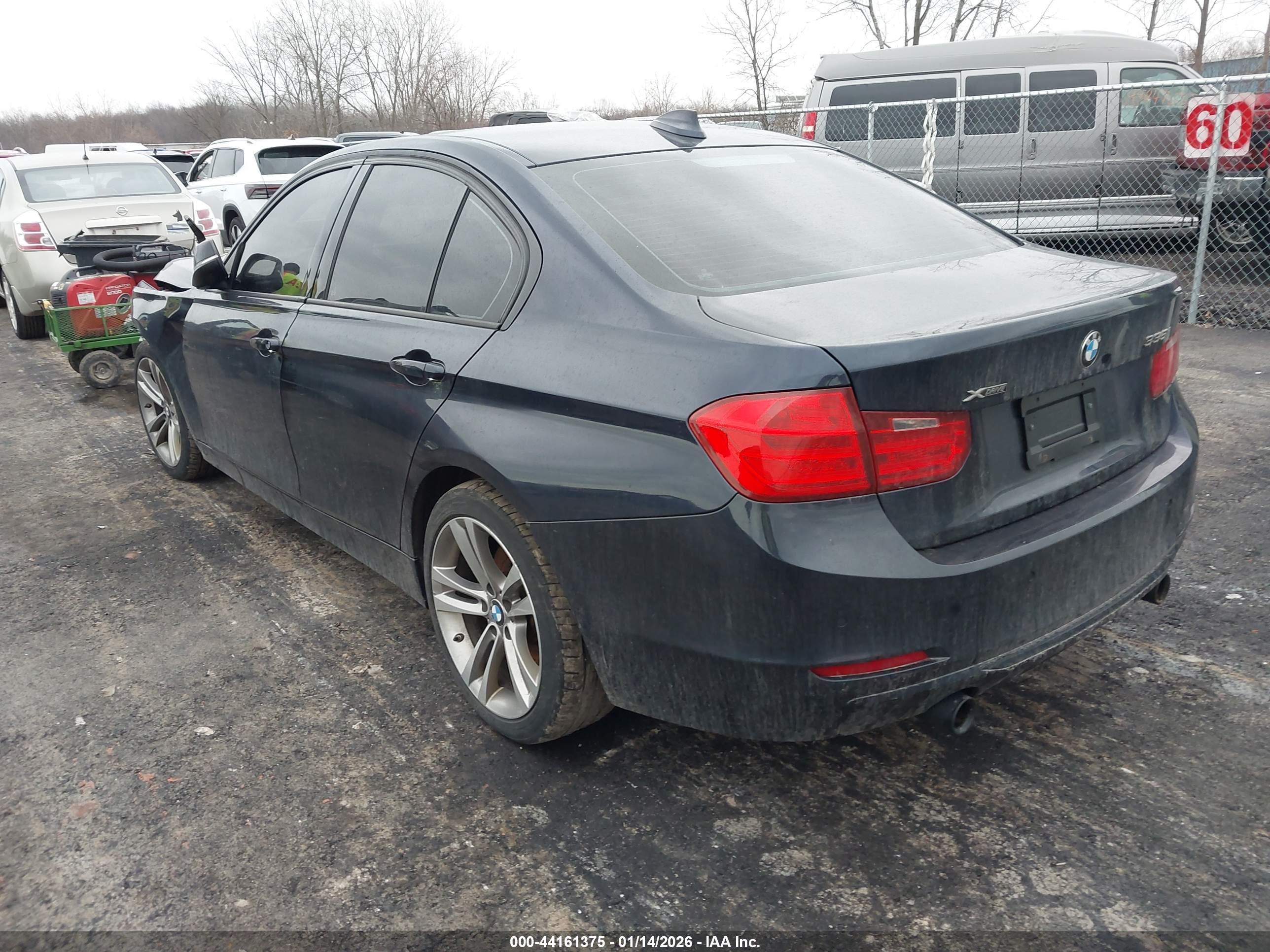 BMW 335I image 3