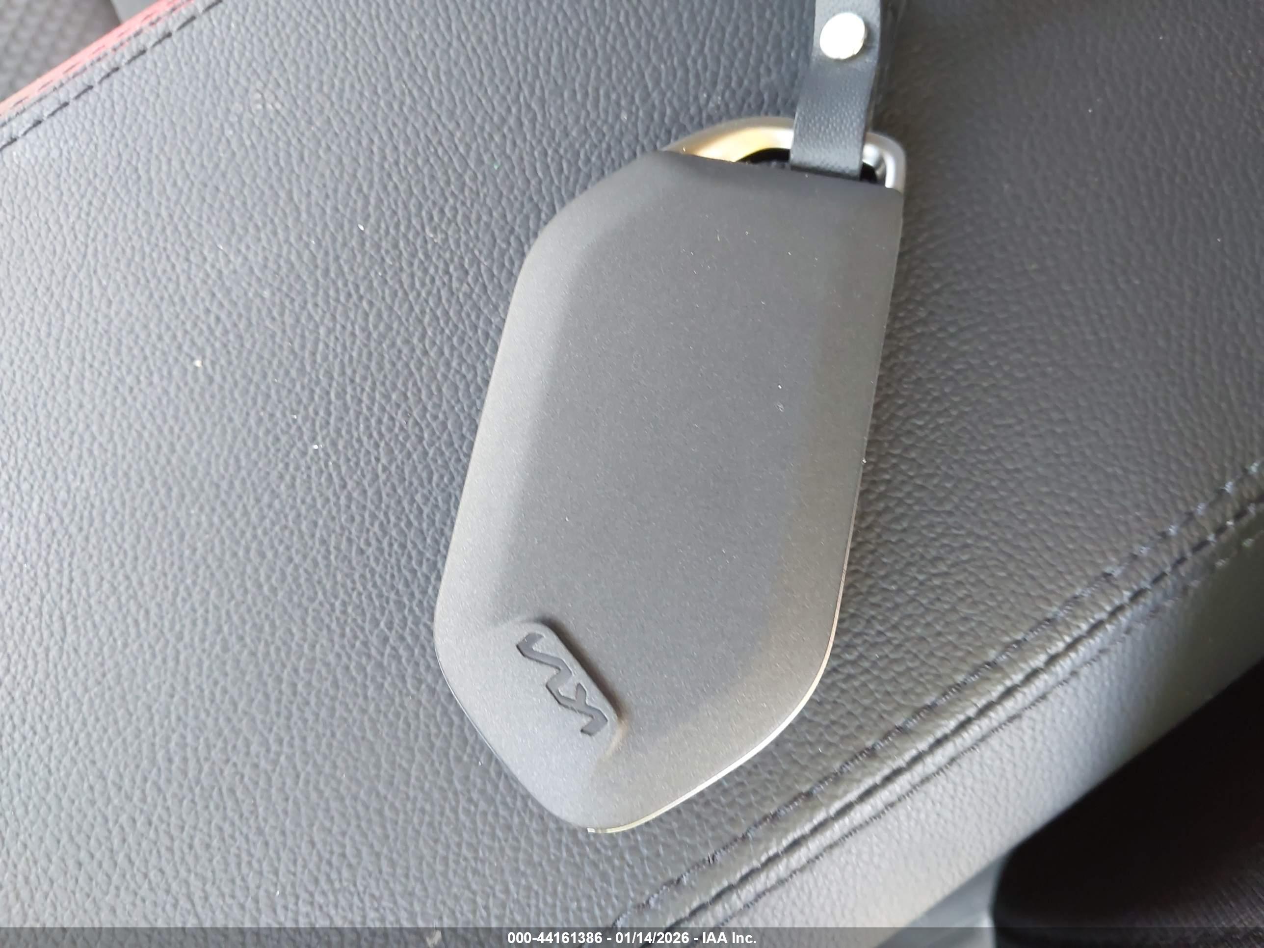 KIA SPORTAGE image 11