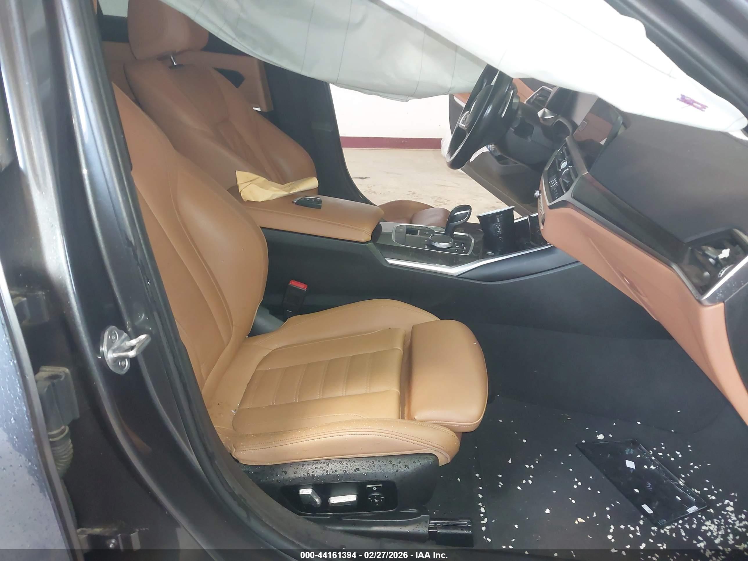BMW 330I image 5