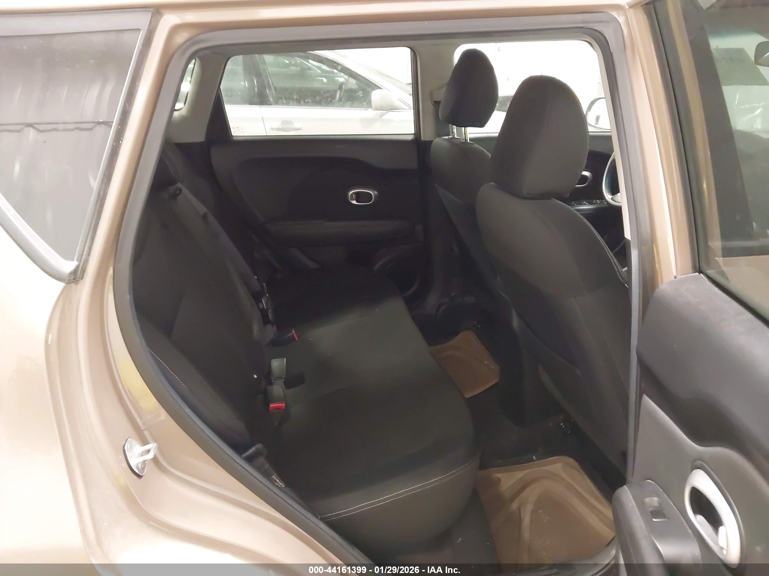 KIA SOUL image 8