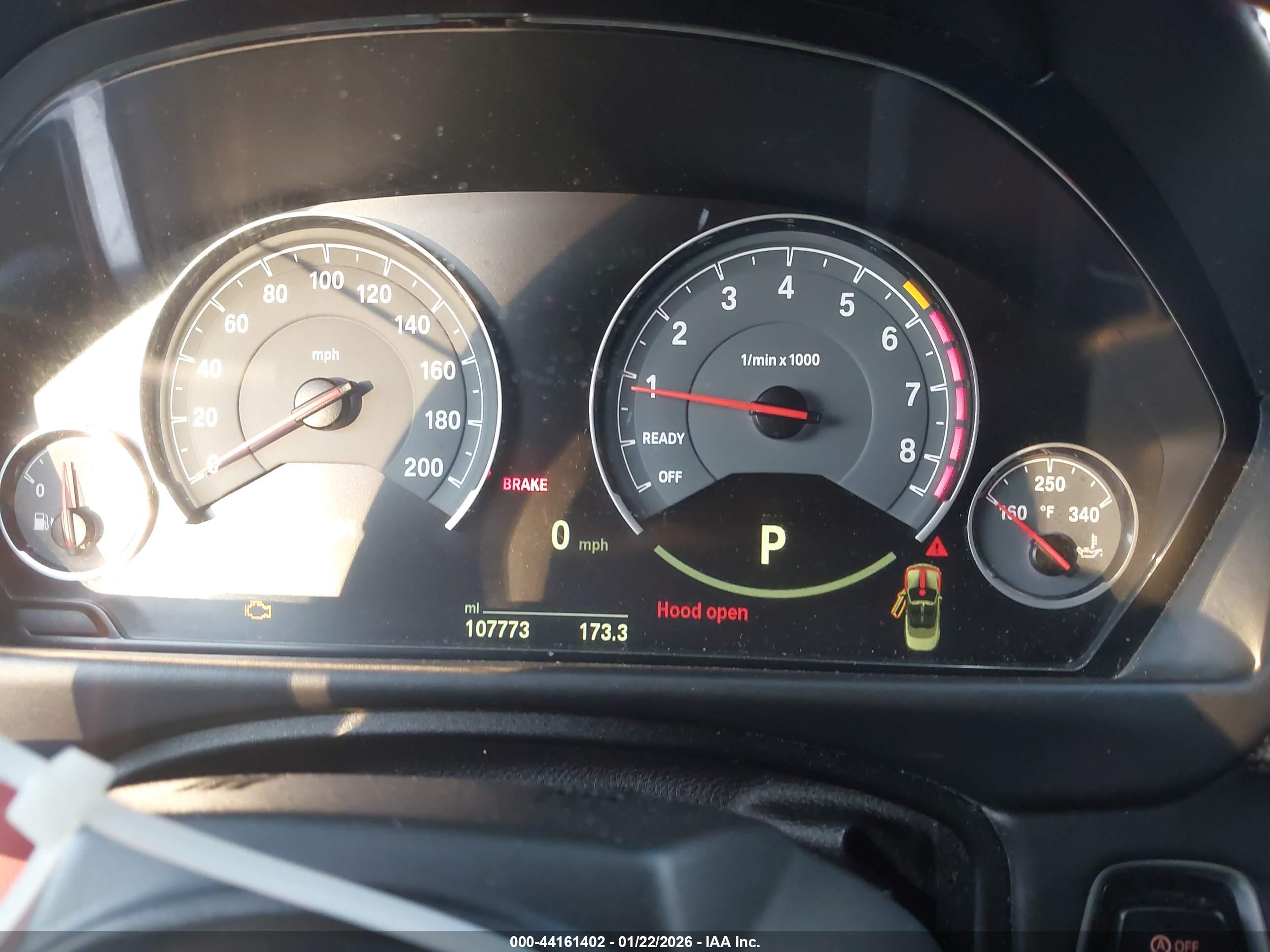 BMW M4 image 7