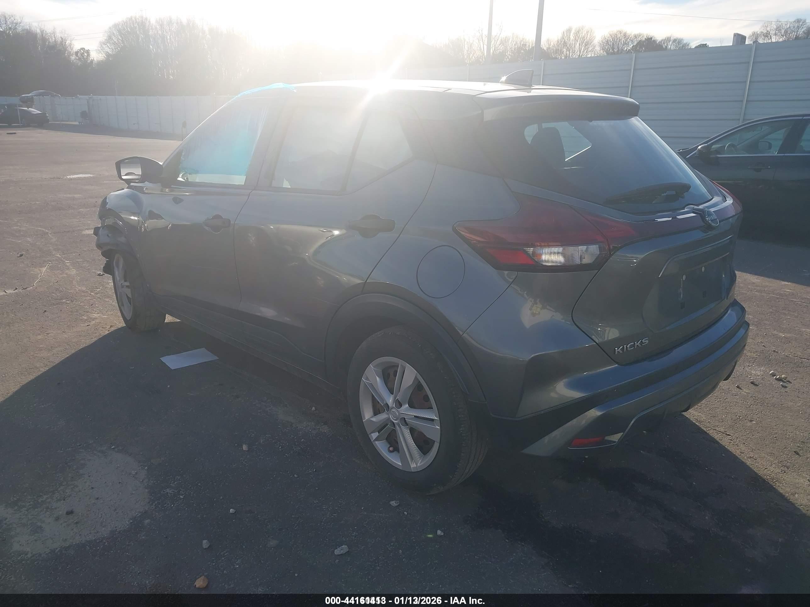 NISSAN KICKS image 3
