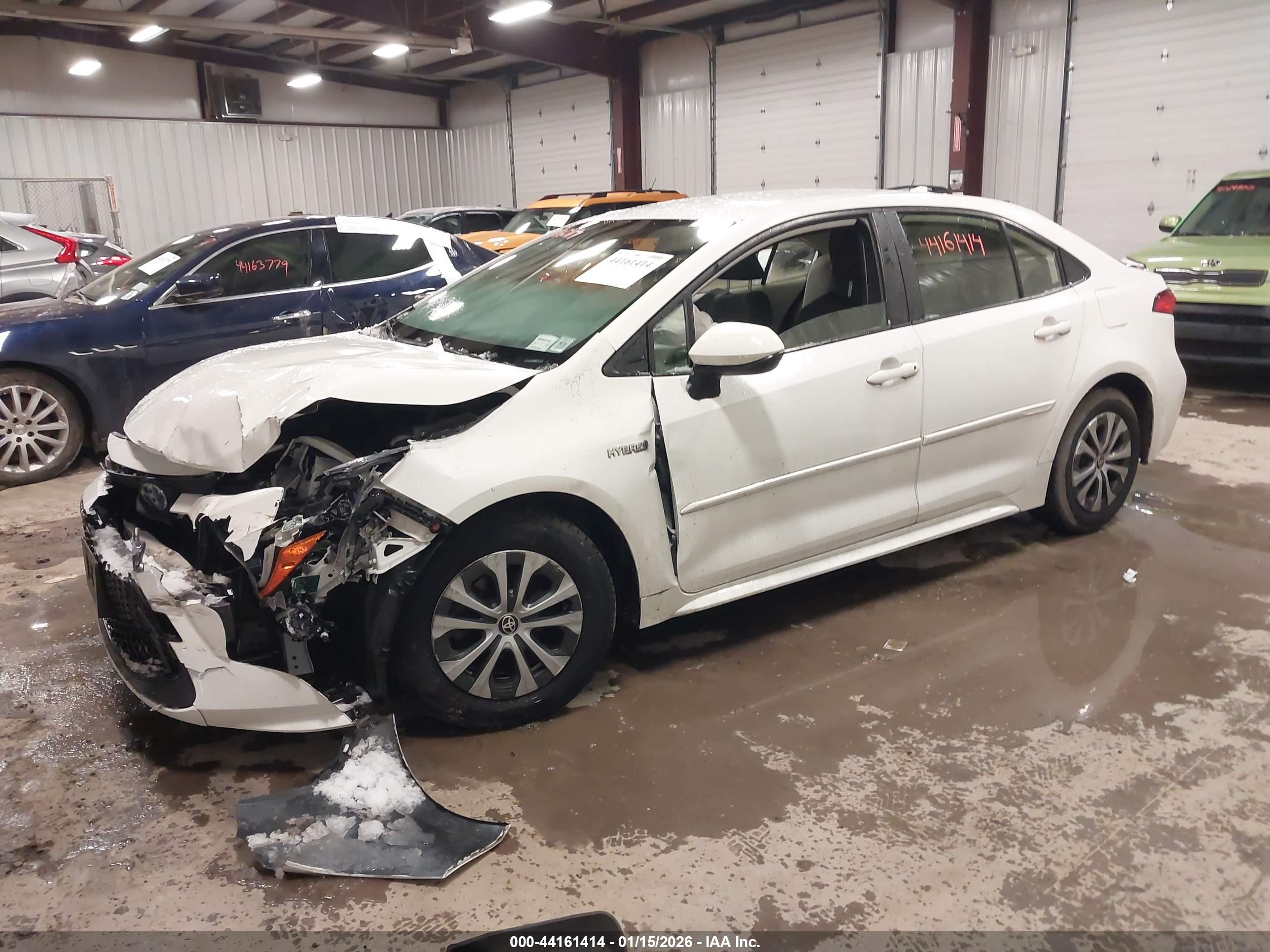 TOYOTA COROLLA image 2