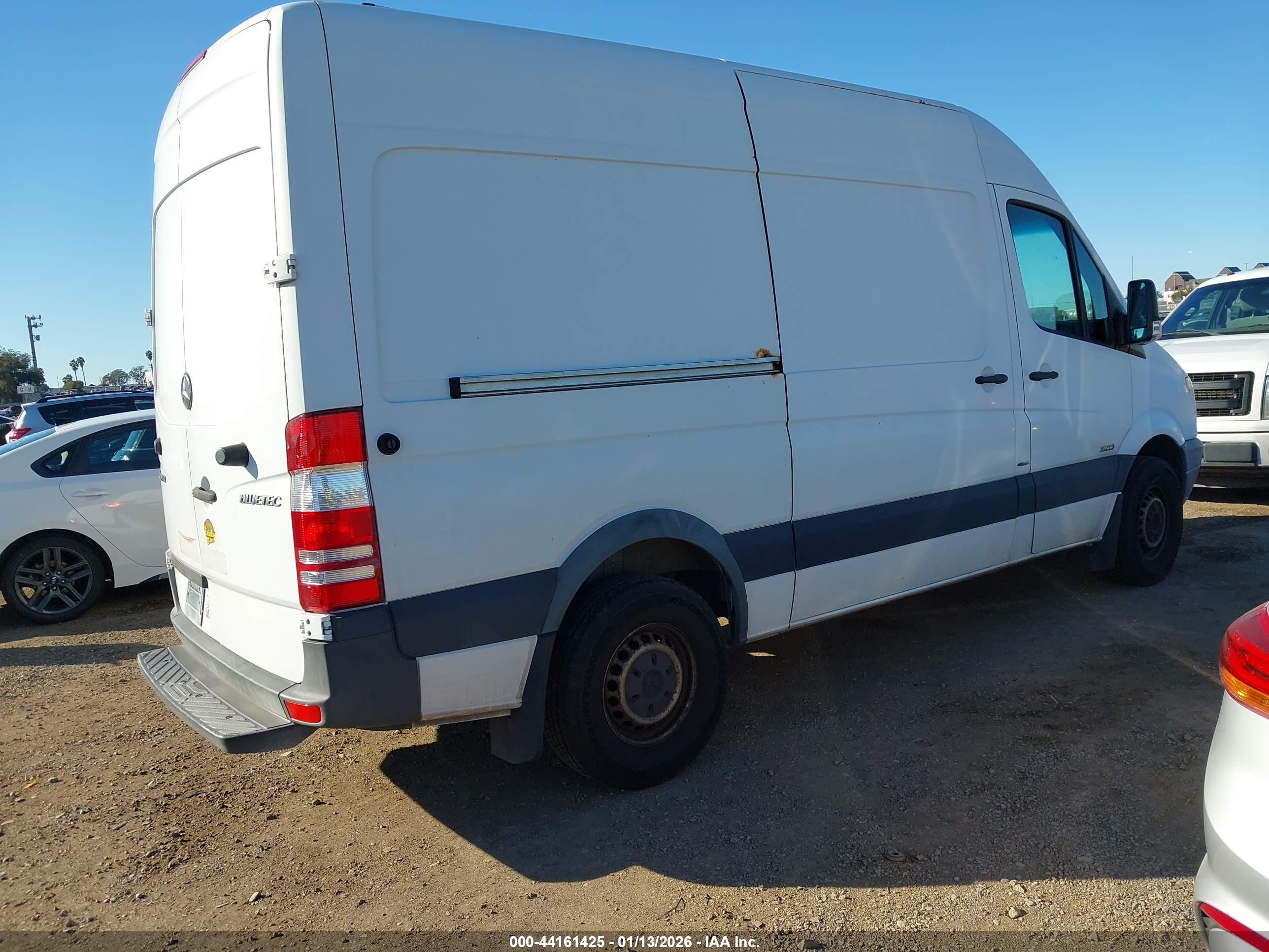 MERCEDES-BENZ SPRINTER image 4