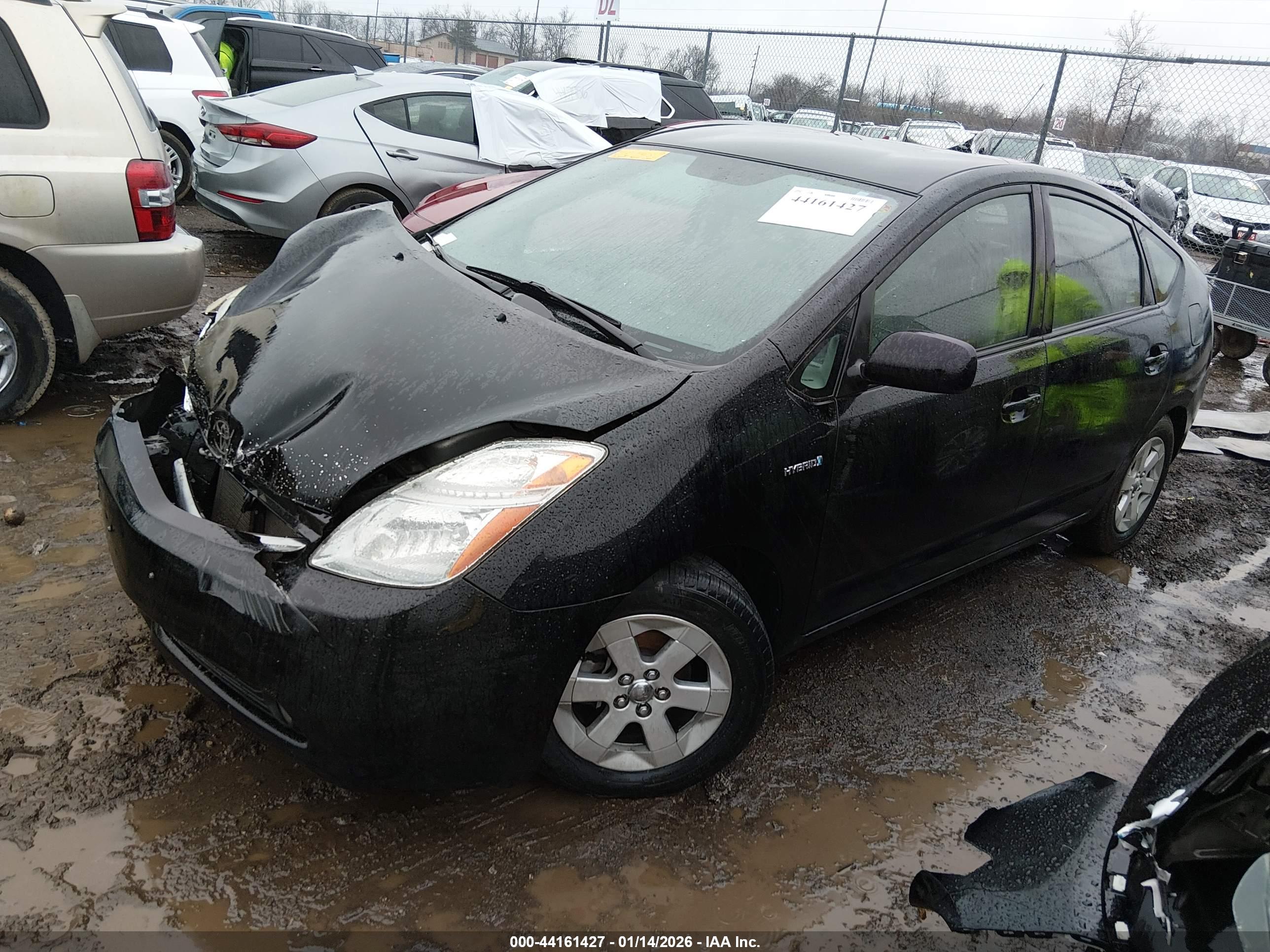 TOYOTA PRIUS image 2
