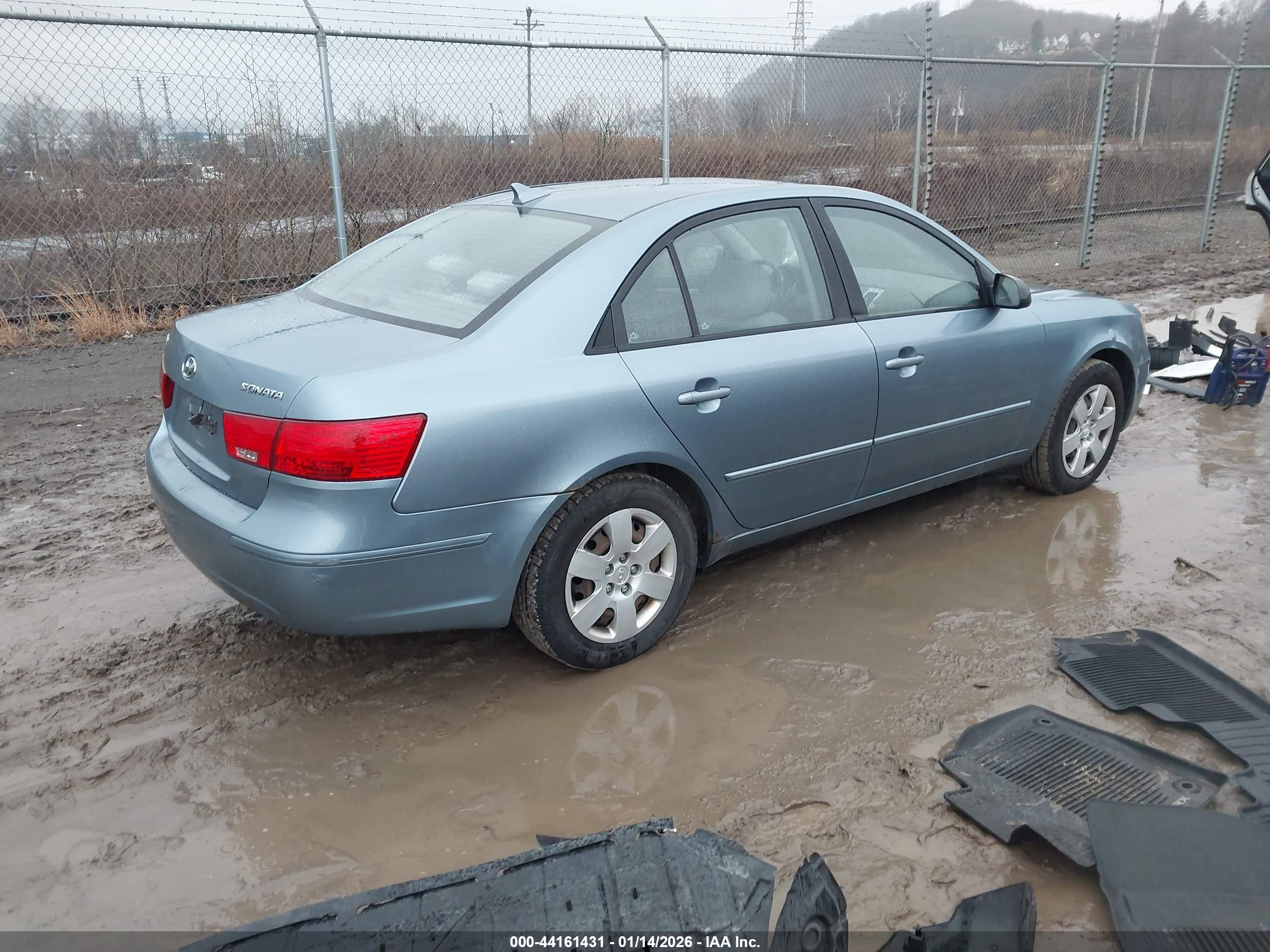 HYUNDAI SONATA image 4
