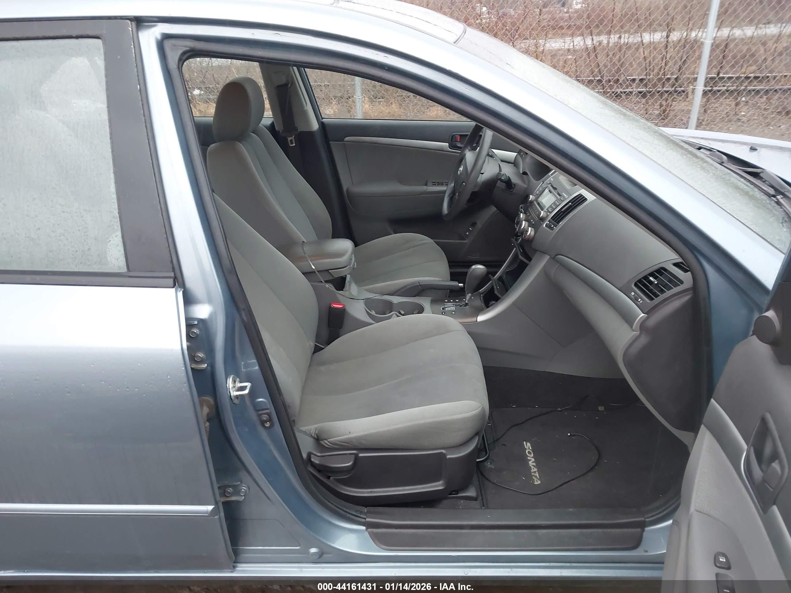 HYUNDAI SONATA image 5