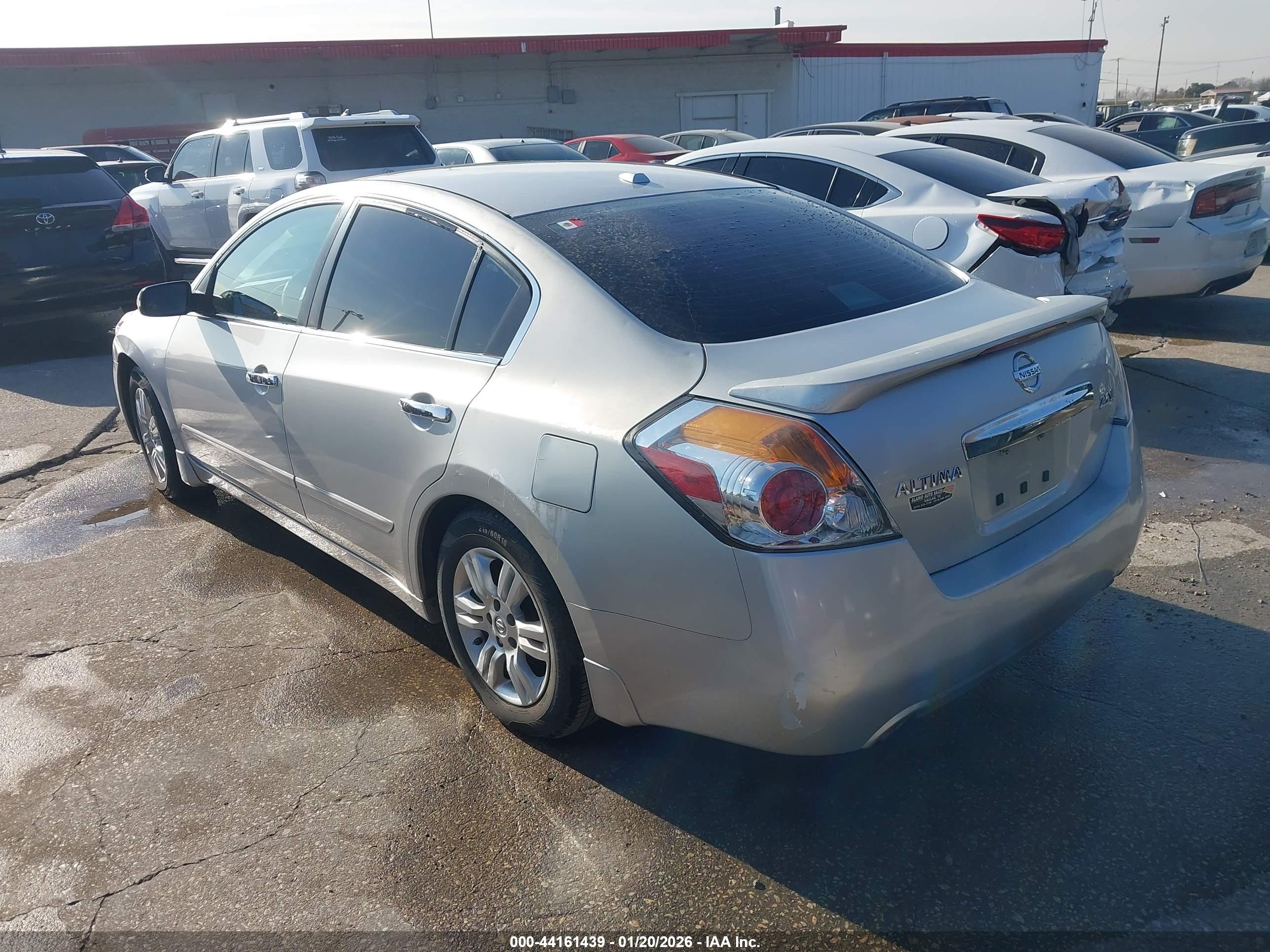 NISSAN ALTIMA image 3