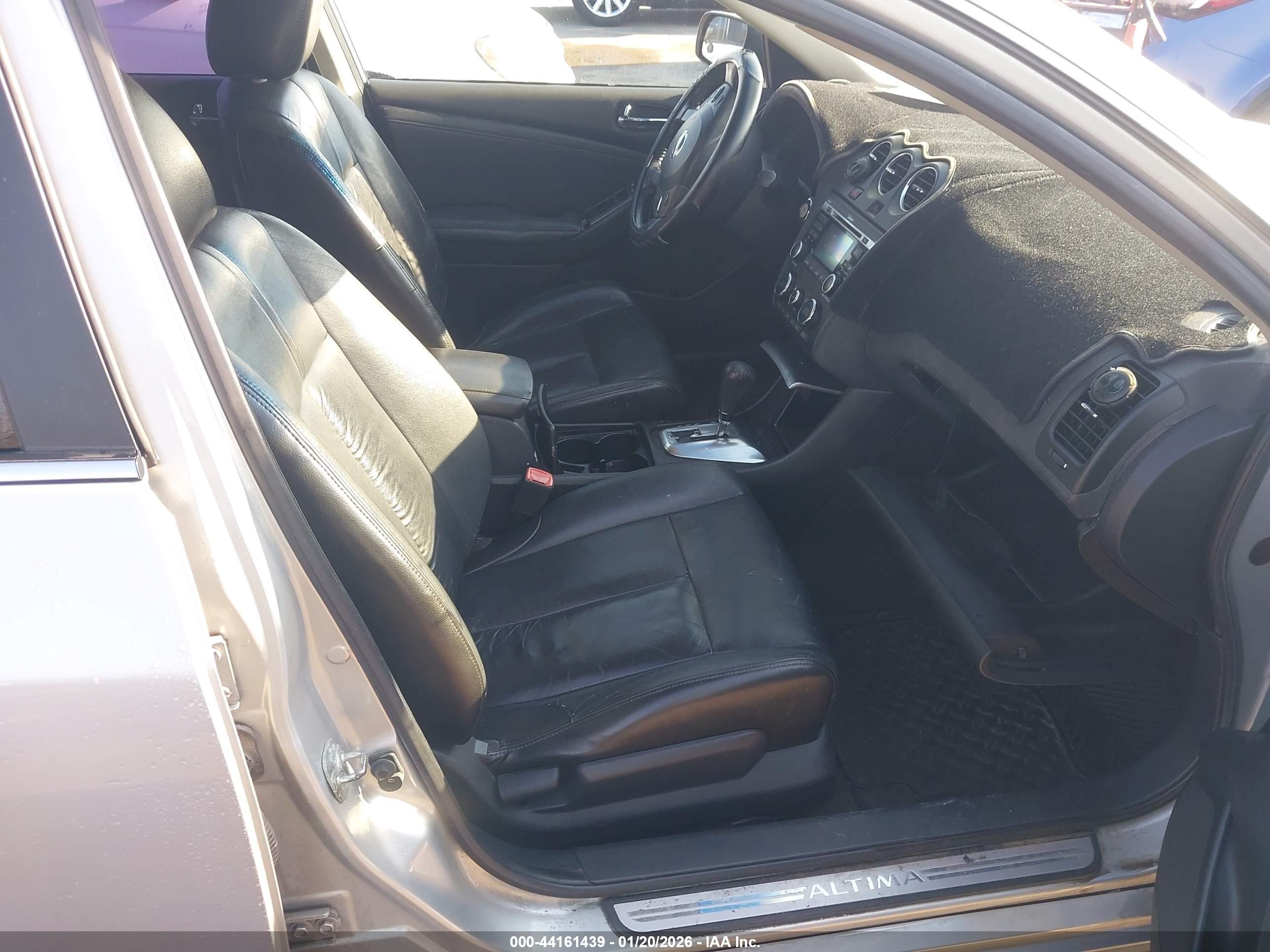 NISSAN ALTIMA image 5