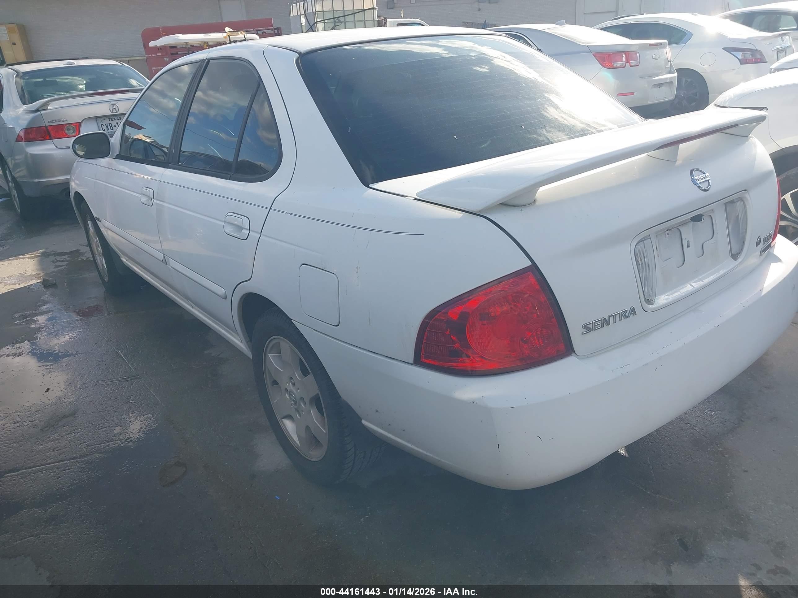 NISSAN SENTRA image 3
